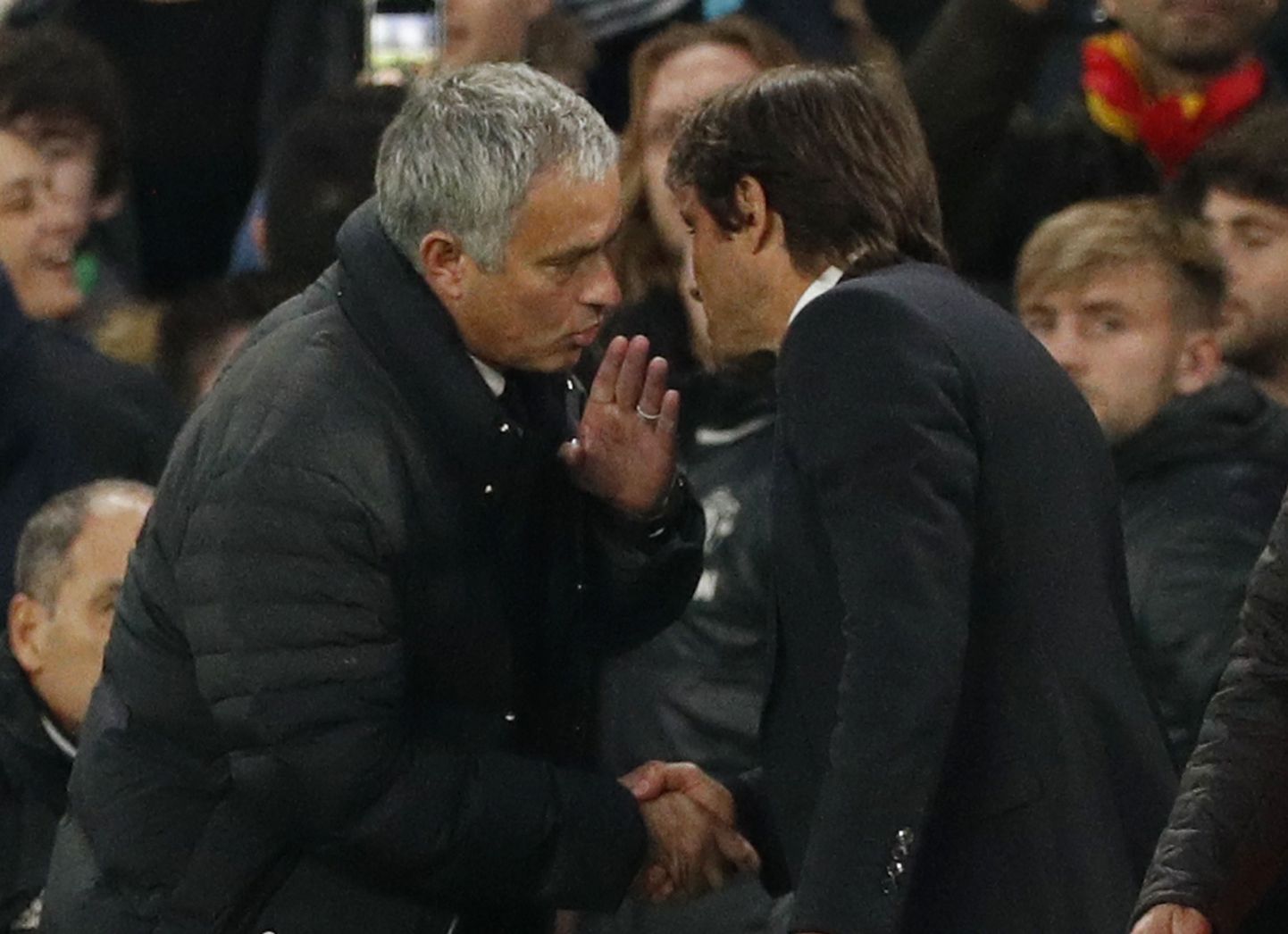 Jose Mourinho ja Antonio Conte vestlus pärast matši