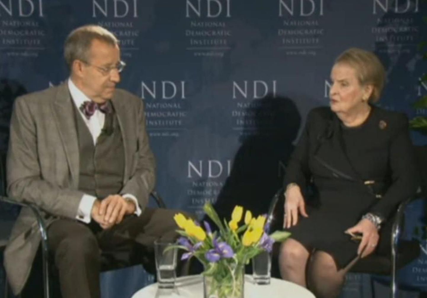 Ameerika Ühendriikide endise riigisekretäri Madeleine Albrighti ja president Toomas Hendrik Ilvese videopöördumine.