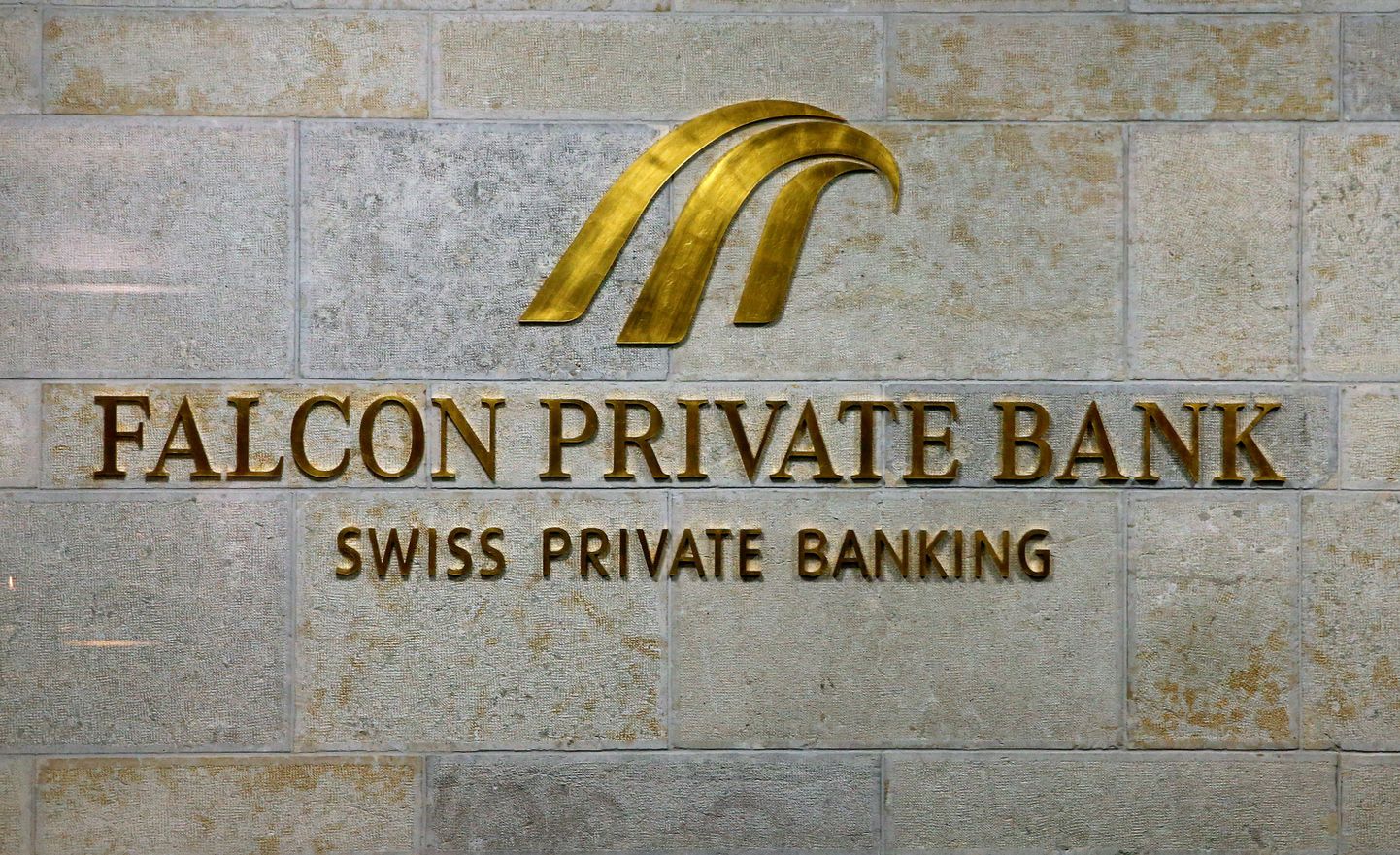 Šveitsi prokuratuur algatas Falcon panga kriminaaluurimise.