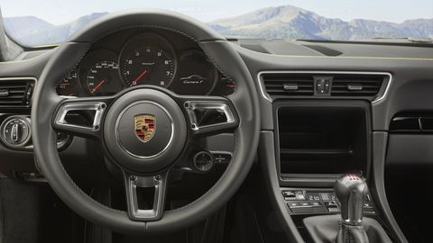  Porsche      