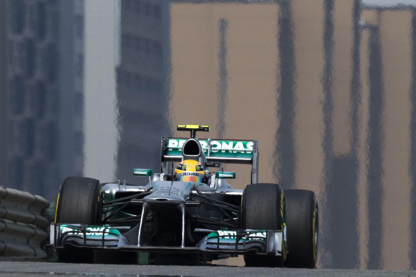 Lewis Hamilton oli Hiina GP-l