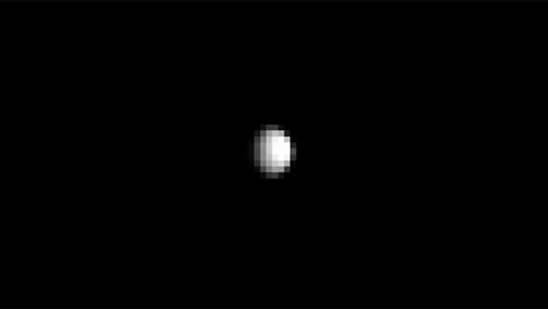 Cereras fotoattēls, ko Dawn uzņēma 2014.gada 1.decembrī no aptuveni 1,2 miljonu kilometru attāluma