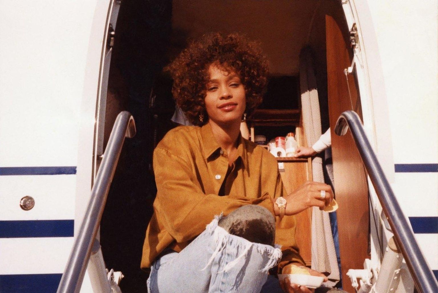 Whitney Houston kroonikakaadril dokumentaalfilmis «Whitney». Kõik paistab veel hea olevat.