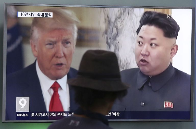 Põhja-Korea liider Kim-Jong un ja Ühendriikide president Donald Trump telepildis.