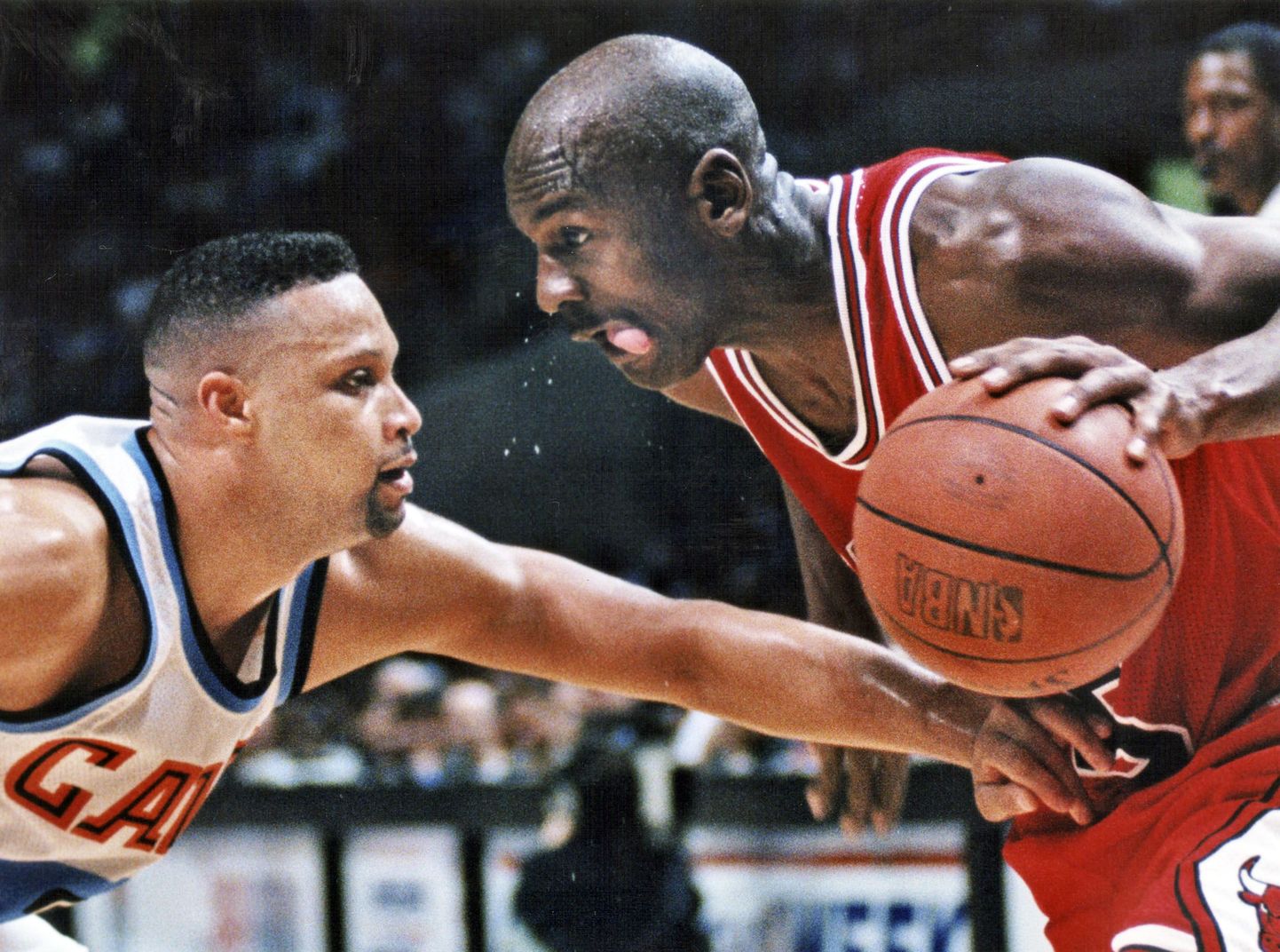 Michael Jordani (paremal) juhtimisel võitis Chicago Bulls kuus NBA meistritiitlit.