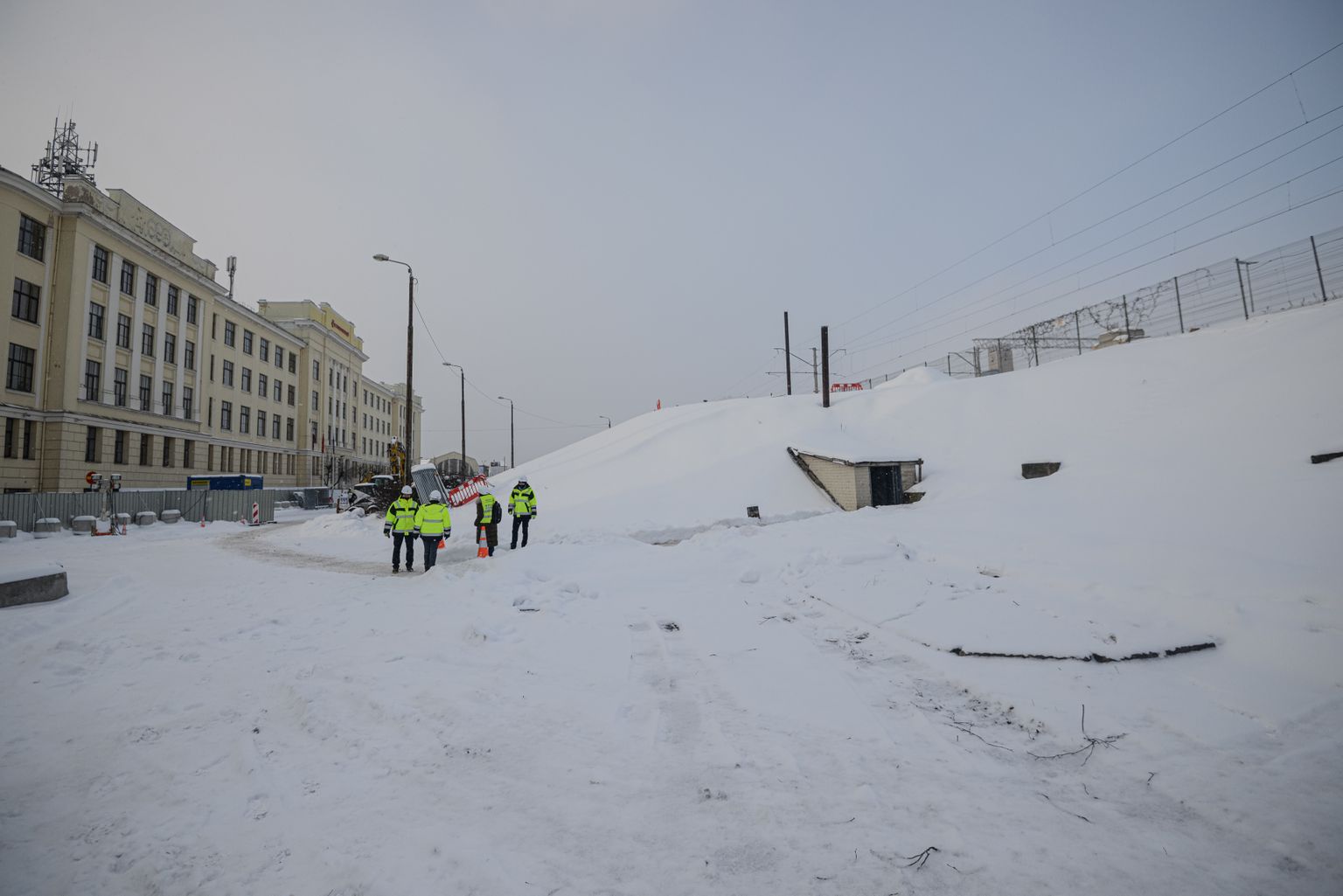 "Slepenais bunkurs nr.100" zem Centrālās dzelzceļa stacijas