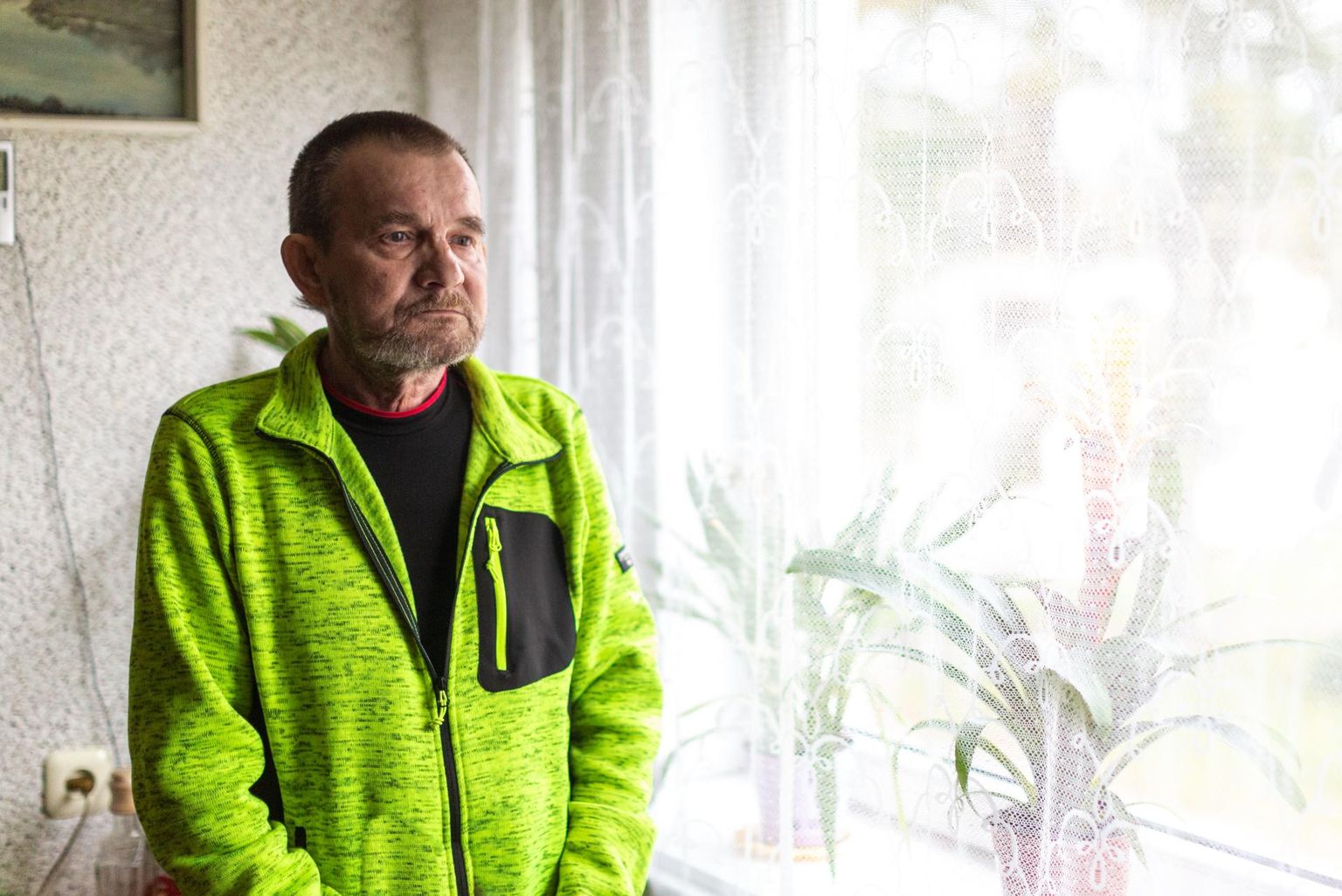 Valgamaa mees Kalev Kõivastik on üks paljudest vähihaigetest, keda toetab vähiravifond «Kingitud elu». «Olen igatepidi rahul, oma töö teinud, võiksin minna. Aga meil on alati asju perekonnanõukogu otsustanud. Kui otsus on, et pinguta, poiss, nii kaua kui jõuad, tuleb sõna kuulata,» tõdes Kalev.