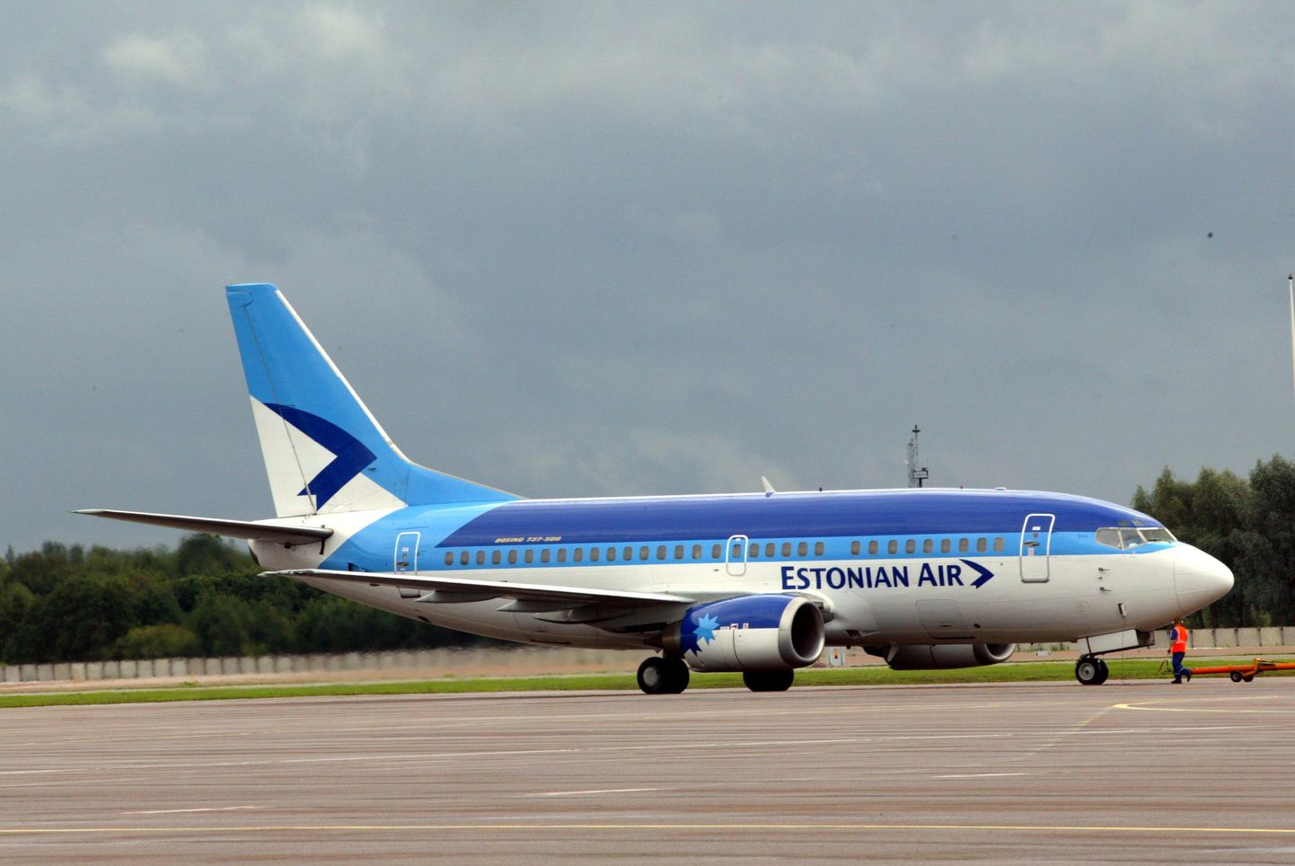 Самолет Estonian Air.