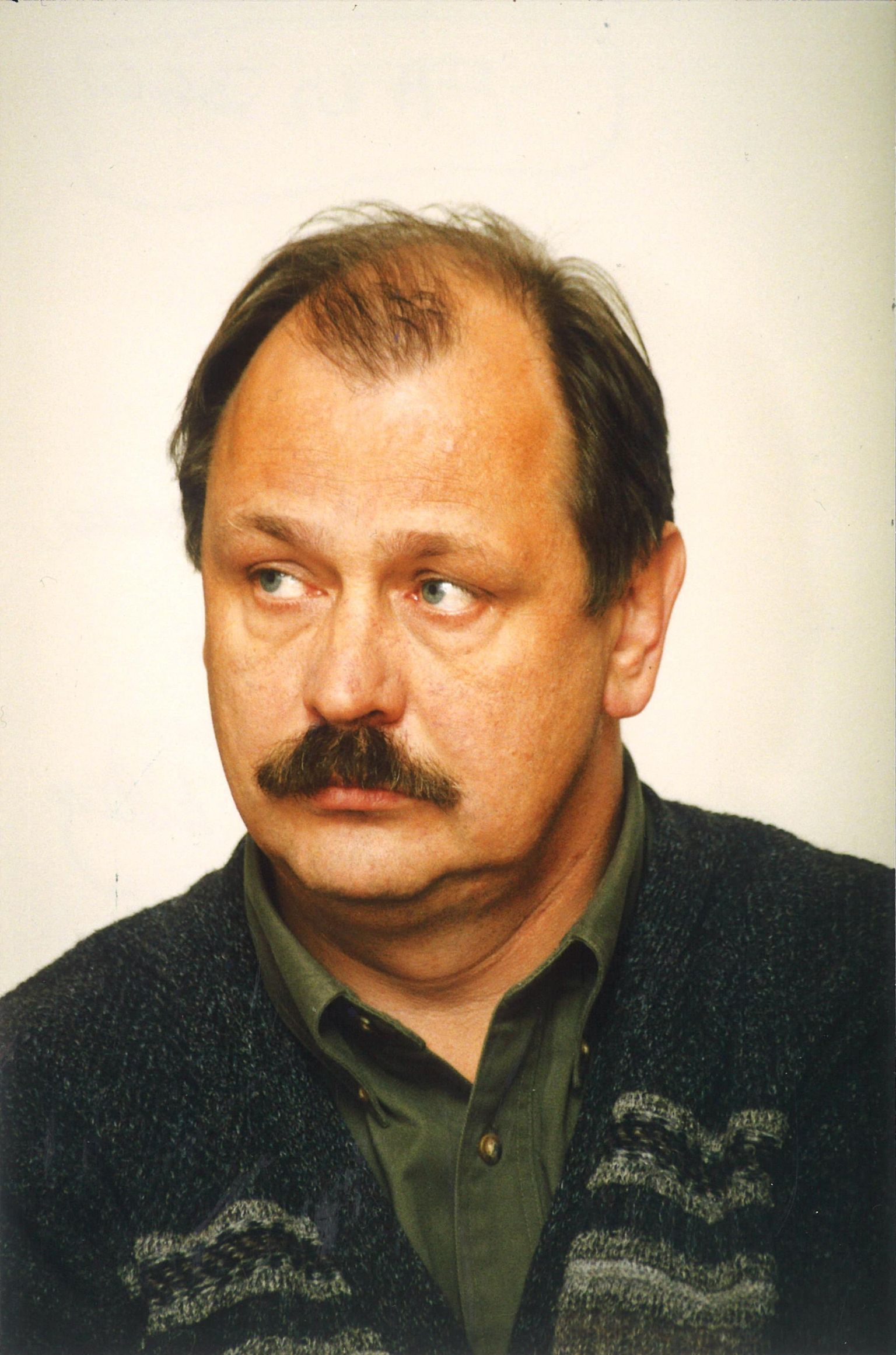 Tarmo Lindmaa oli 1990-ndate alguses Lääne-Viru abimaavanem, hiljem asus juhtima piimatööstust. Foto aastast 1998.
