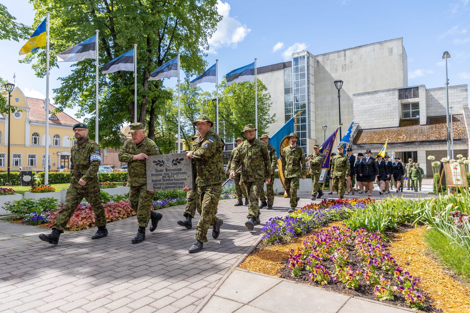Hüvastijätt Paide vana rahvamajaga
