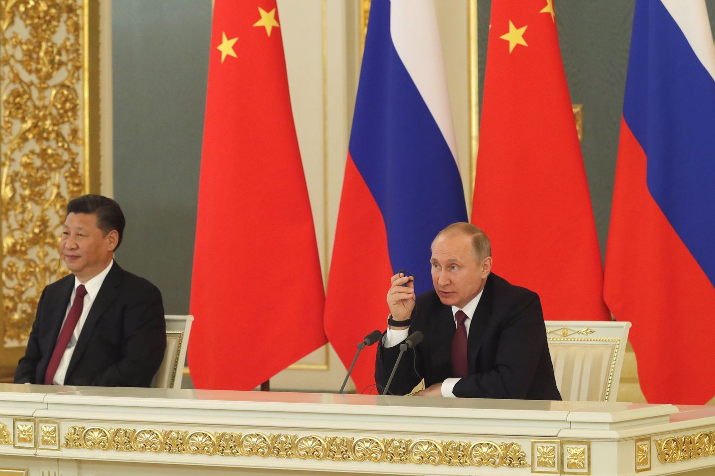 Xi Jinping ja Vladimir Putin täna Moskvas.