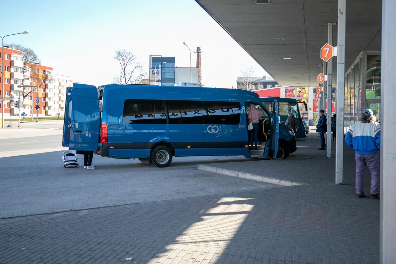 Go Busi töötajate palk eriolukorra ajal ei vähenenud.