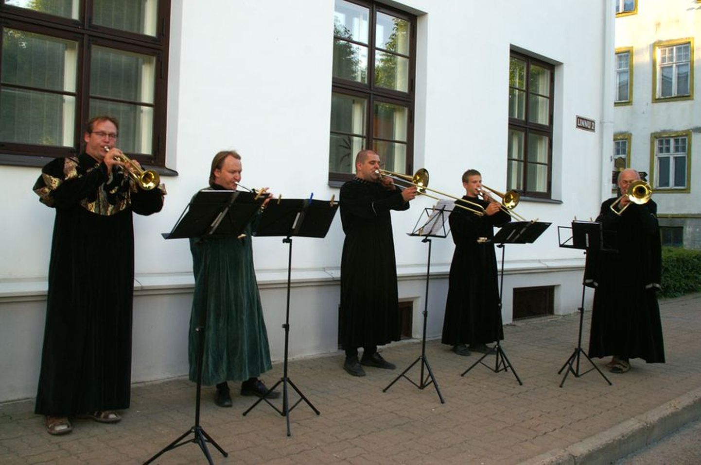 Viljandi Linnakapelli Brass ootab juba neljandat korda kuulajaid novembriklassikat nautima.