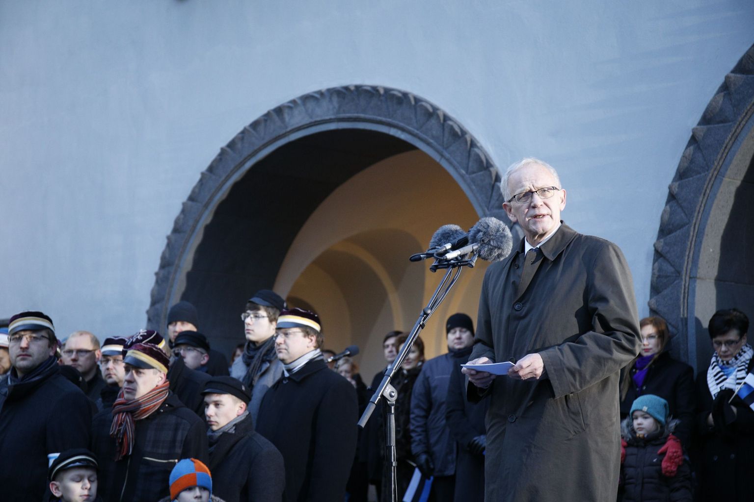 Riigilipu heiskamine vabariigi aastapäeval Pika Hermanni torni.