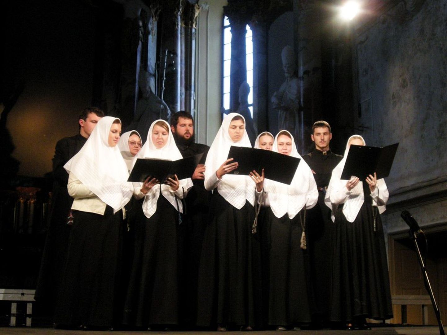 На фестивале «Пейпус» хор Вильнюсской староверской общины исполнит духовные стихи.