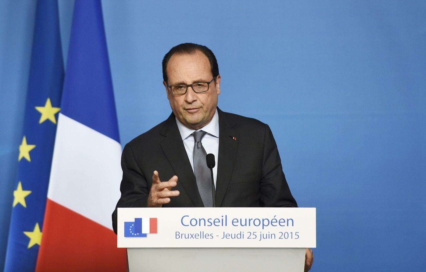 Prantsusmaa president Francois Hollande täna Brüsselis pressikonverentsil.