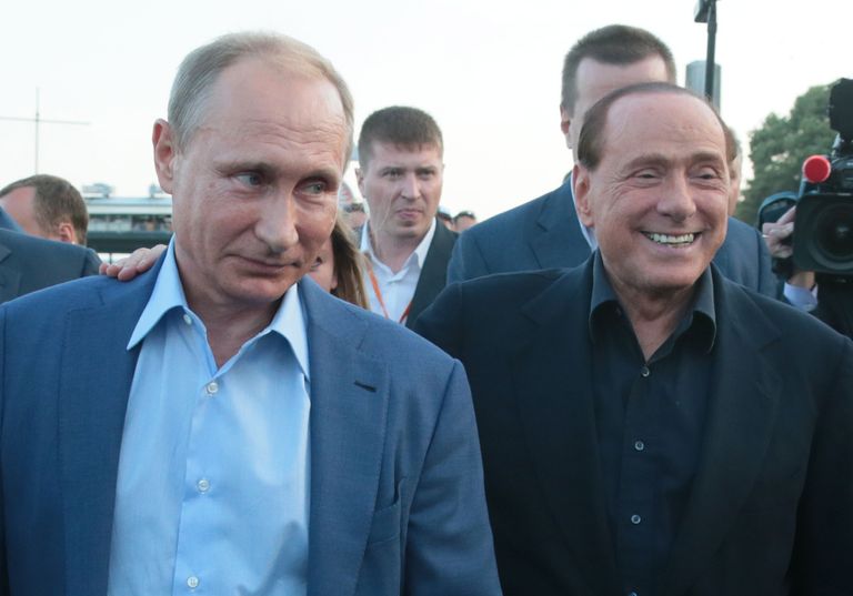 Vene riigipea Vladimir Putin ja Itaalia endine valitsusjuht Silvio Berlusconi Krimmis. 