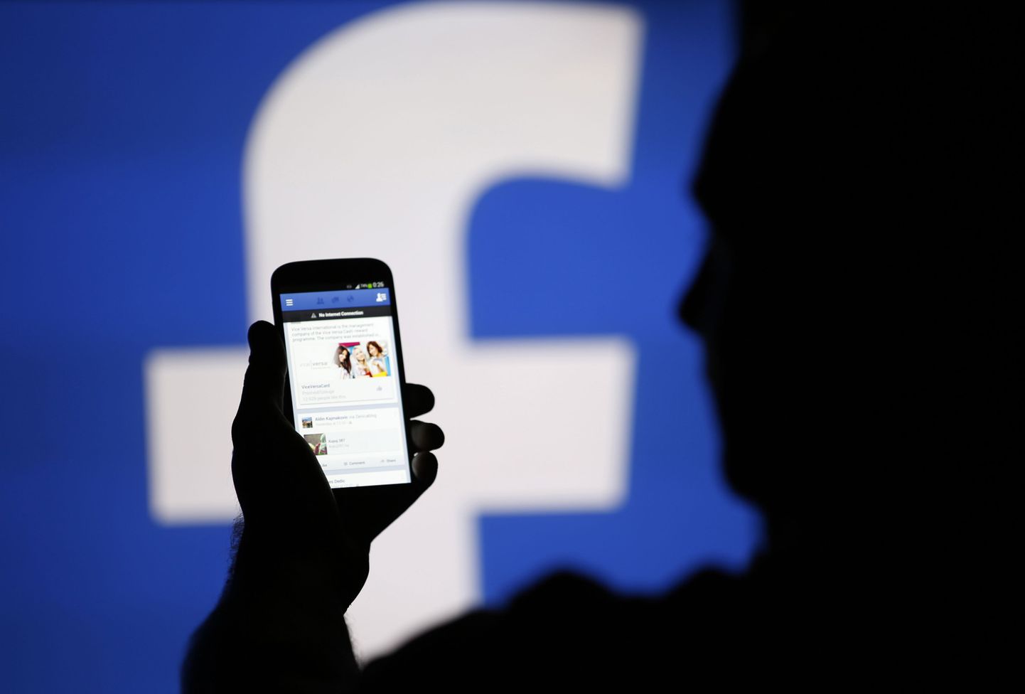 Rootsis päästis Facebook metsa eksinud naise