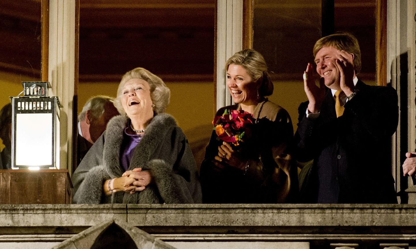 Hollandi kuninganna Beatrix, prints Willem-Alexander and printsess Maxima möödunud nädalal Utrechti rahulepingu 300. aastapäeval.
