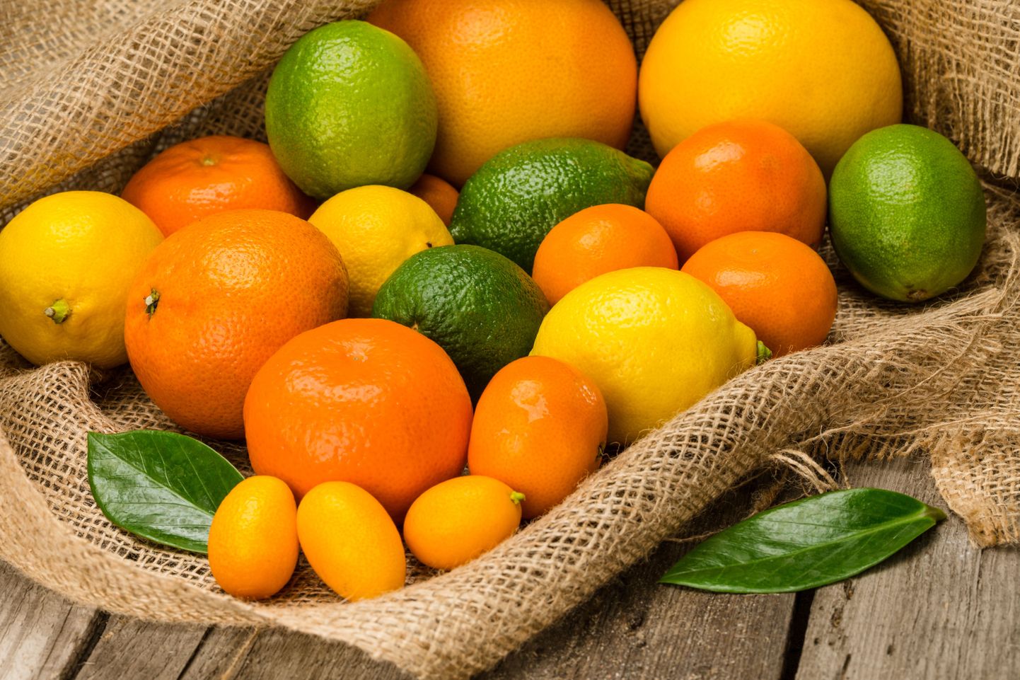 Sidrunid, laimid ja apelsinid säilivad kaua.
