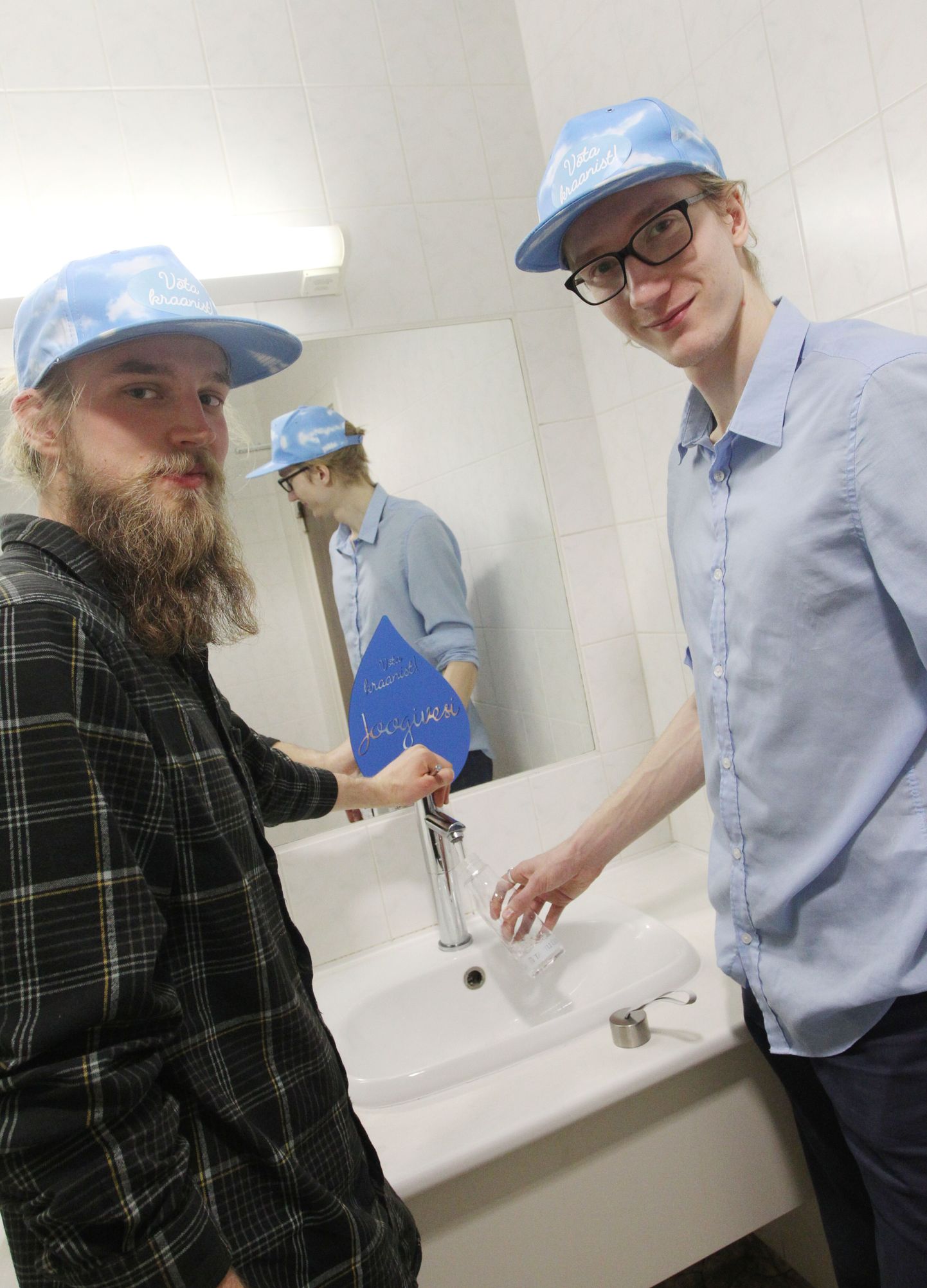 Projekti "Võta kraanist!" eestvedajad Artur Pata (vasakult) ja Kristjan-Julius Laak.