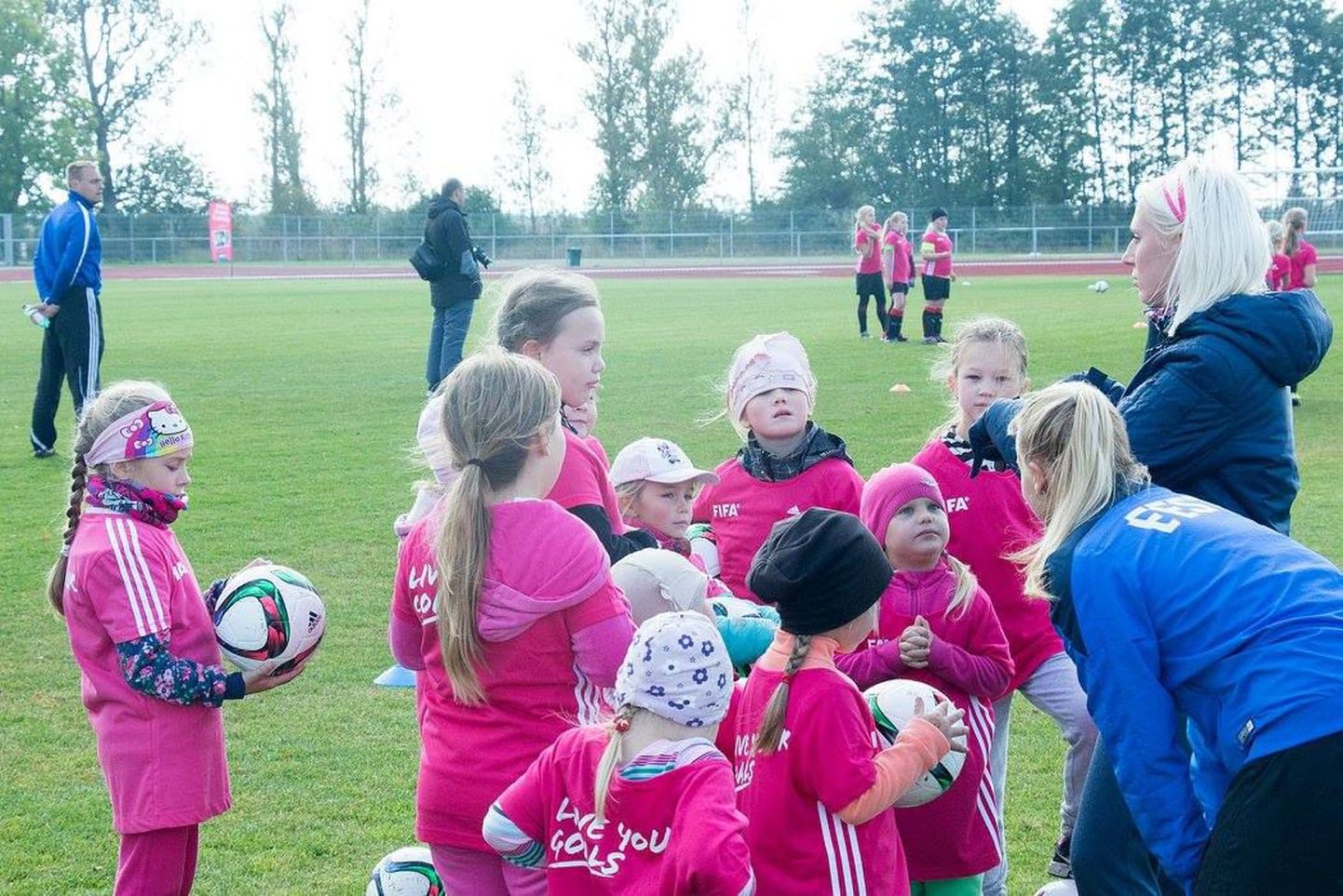 Tüdrukute jalgpallifestival Kuressaares
