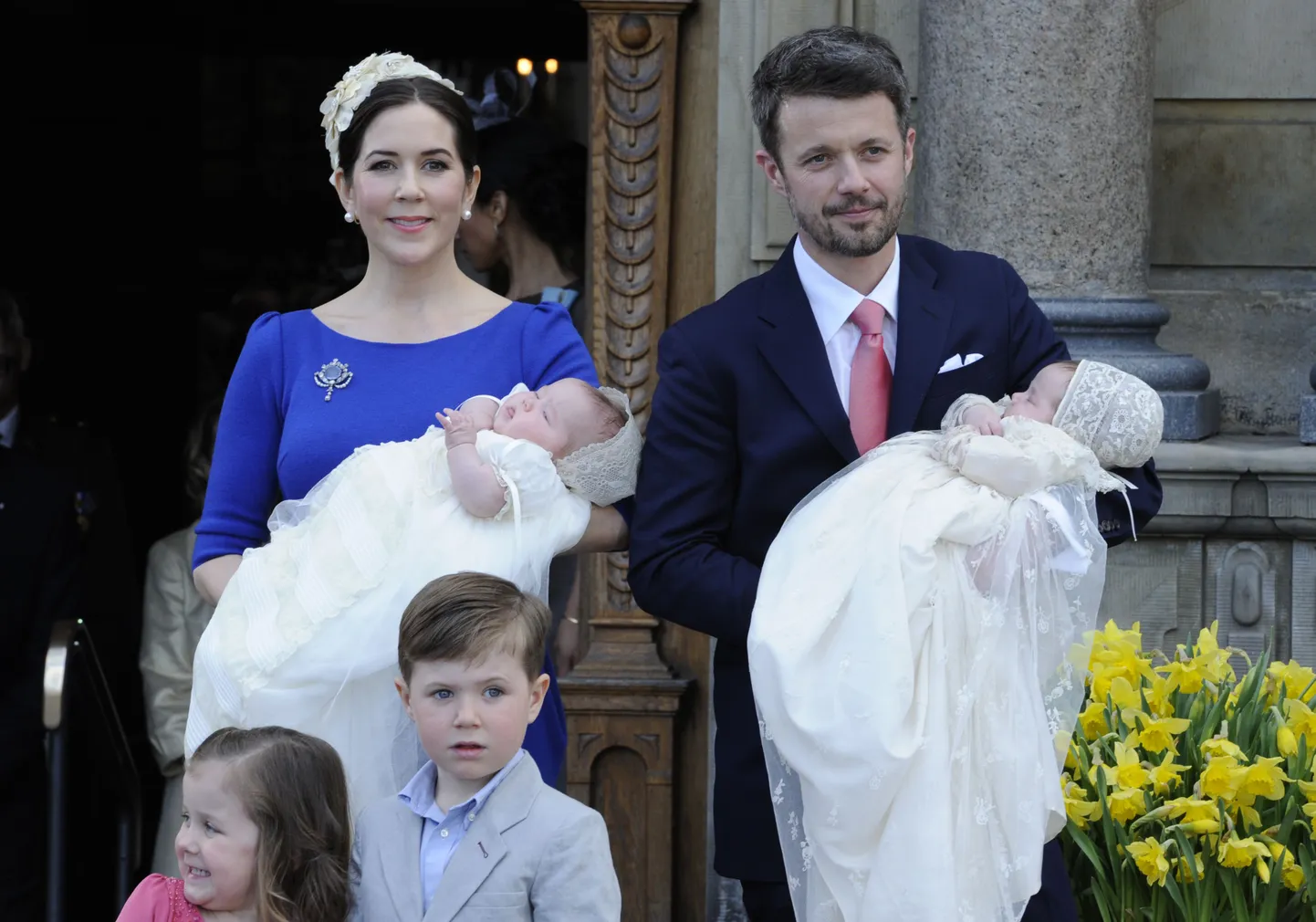 Taani kroonprints Frederik ja kroonprintsess Mary lastega