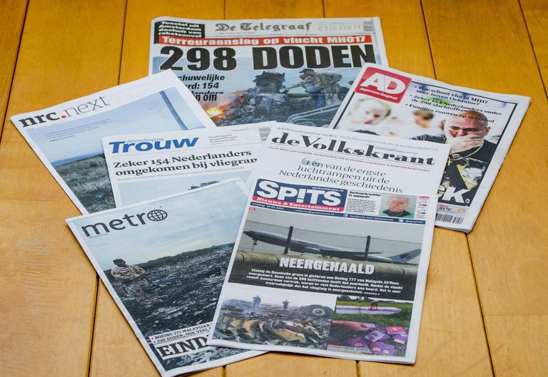 Valik Hollandi tänaseid väljaandeid. 298 hukkunu seas on vähemalt 173 Hollandi kodanikud.