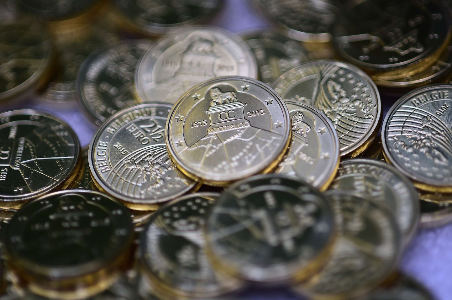 Waterloo aastapäevaks tehtud 2,5eurone euromünt, millega saab maksta vaid Belgias.