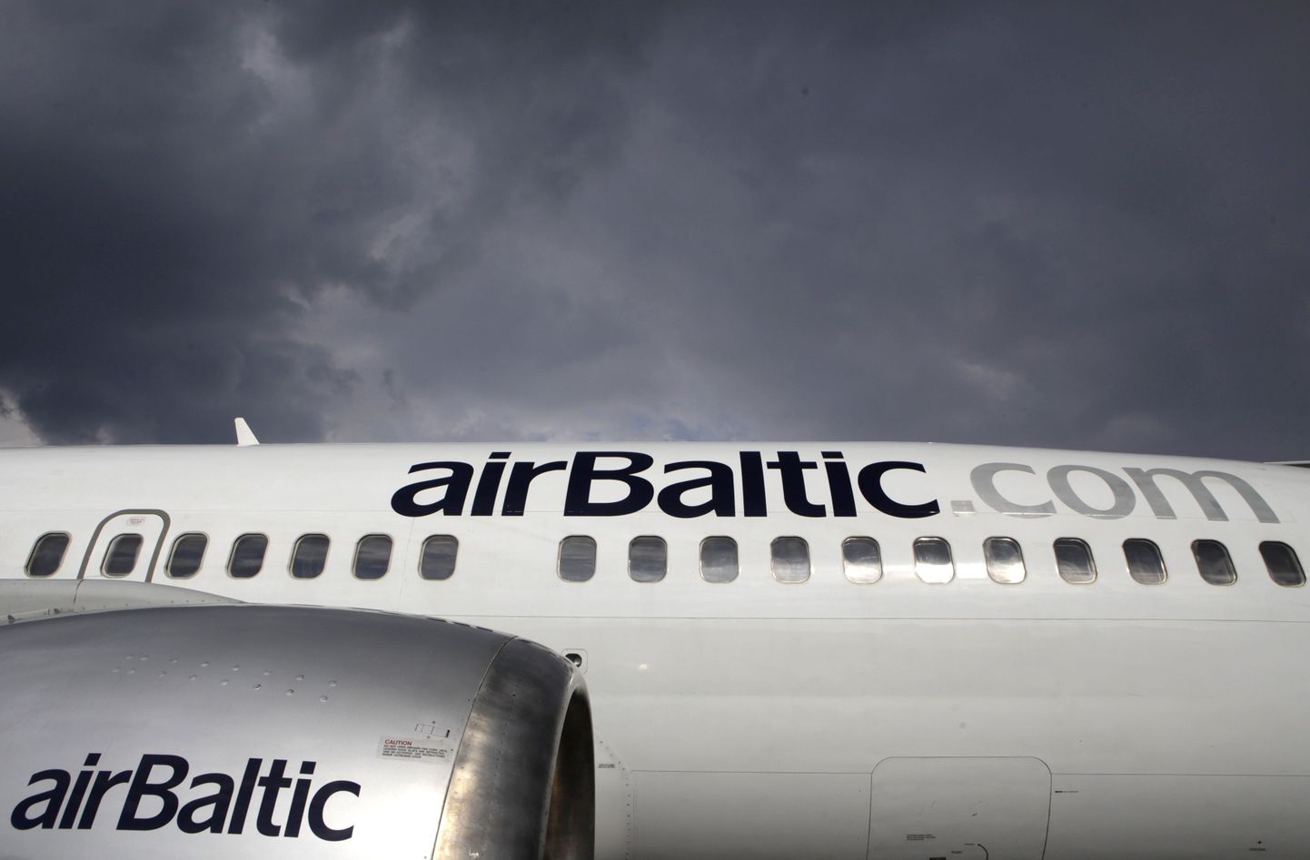 Самолет компании Air Baltic.