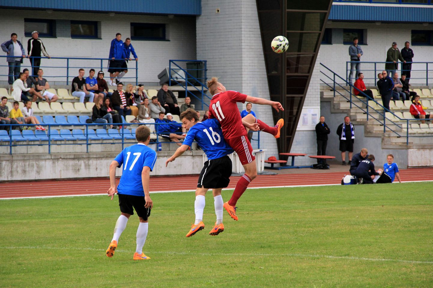 Eesti - Läti U23 maavõistlus Valga keskstaadionil.