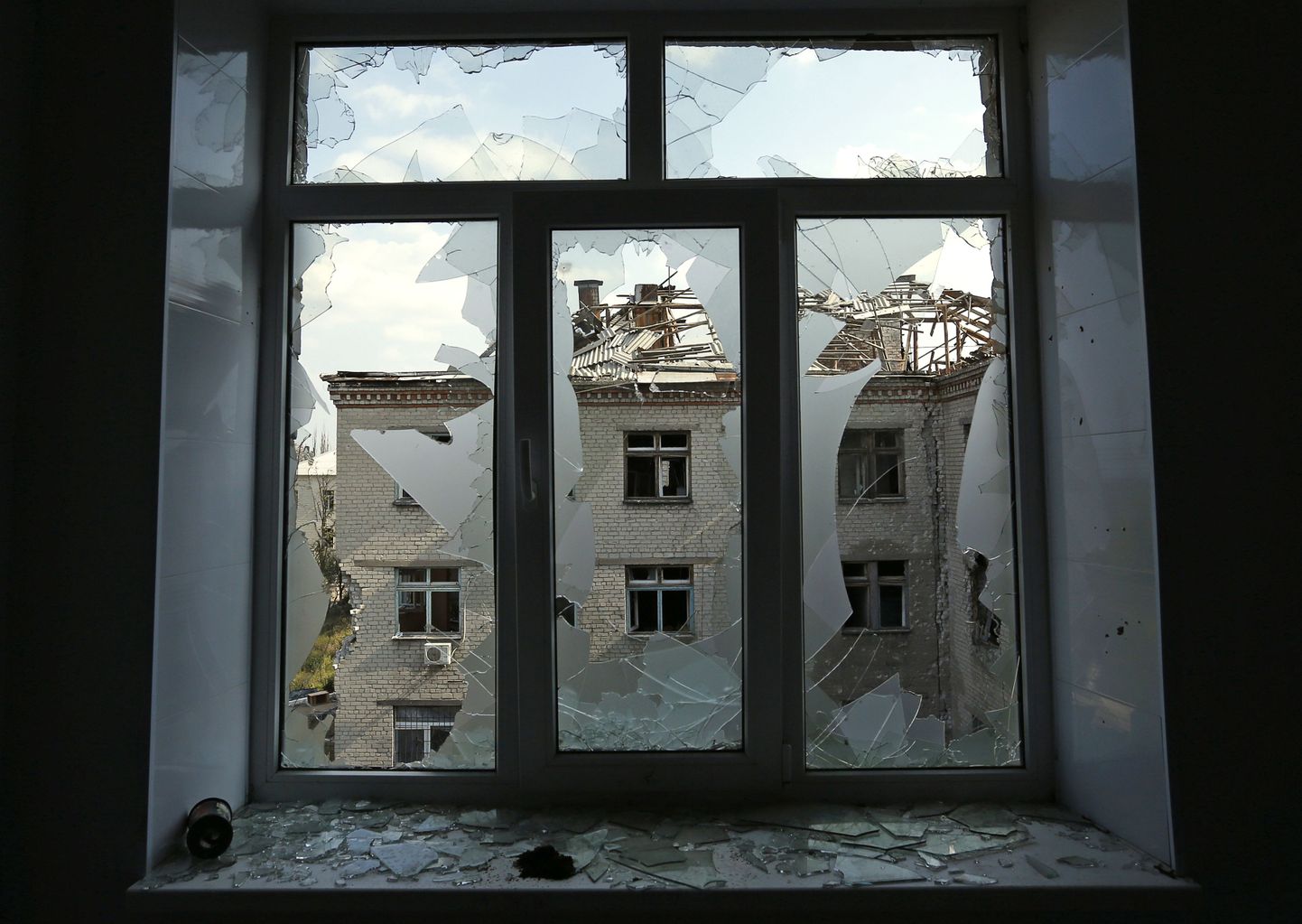 Разрушенные дома в Славянске.