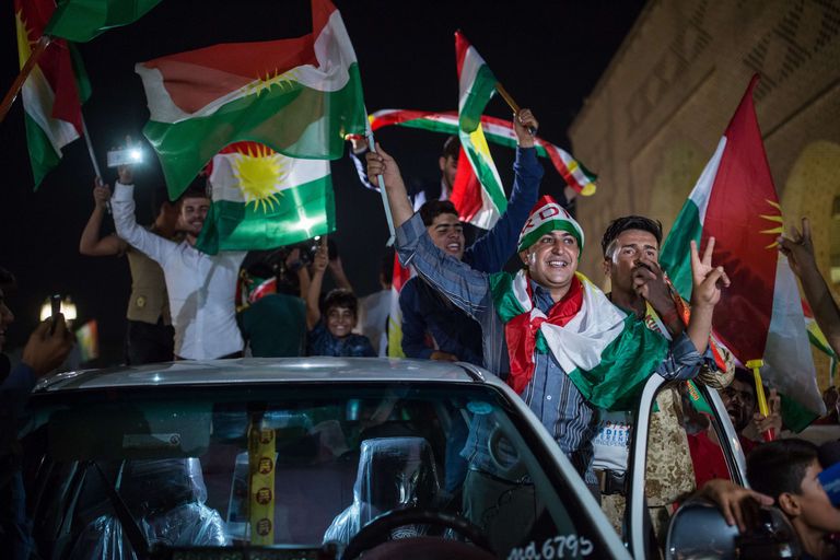 Kurdistani referendumit tähistavad inimesed Arbīli tänavatel. /Laurence Geai/SIPA/Scanpix.
