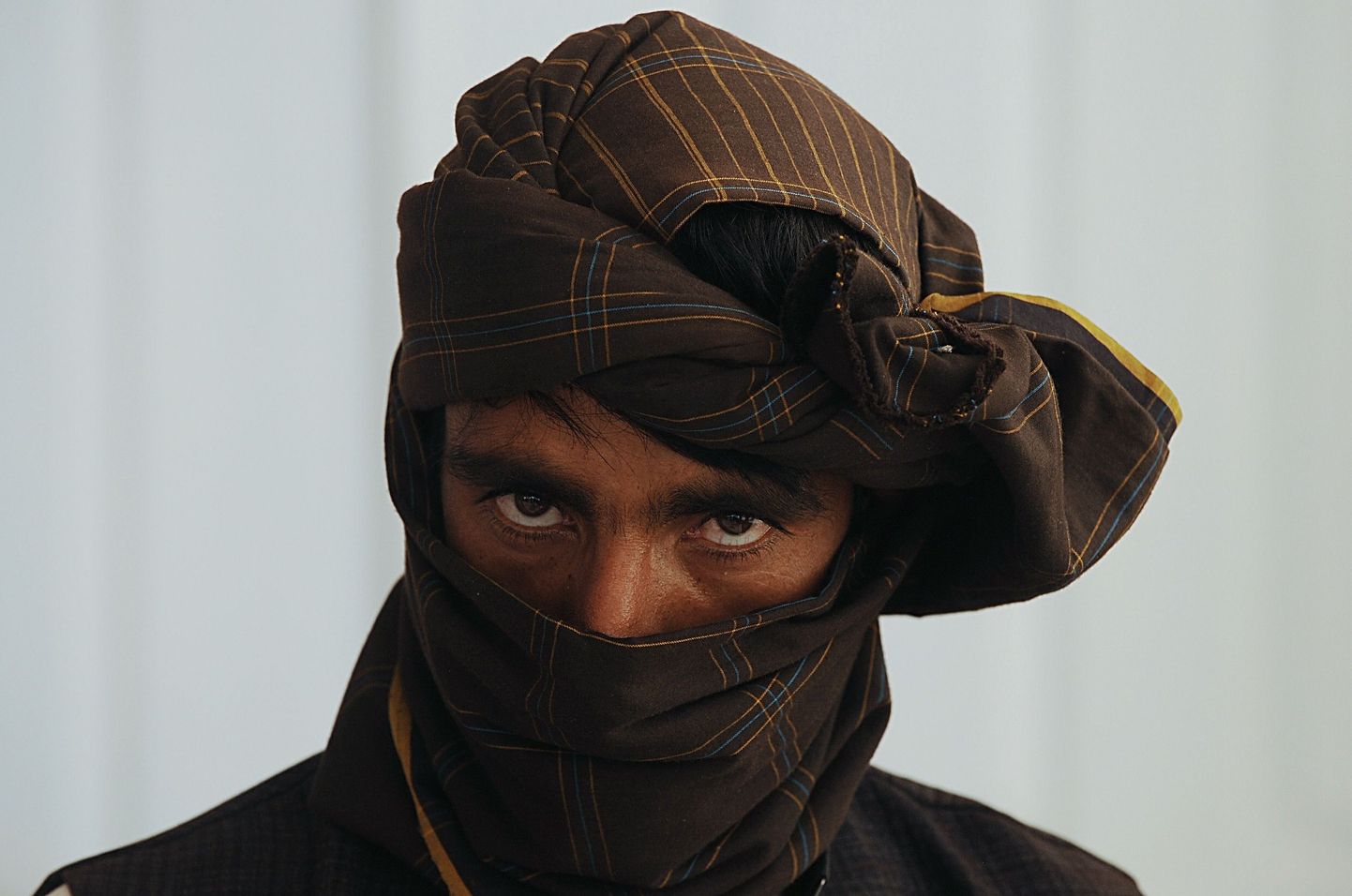 Endine Talibani võitleja, kes liitus eile ametlikult Afganistani valitsusvägedega.