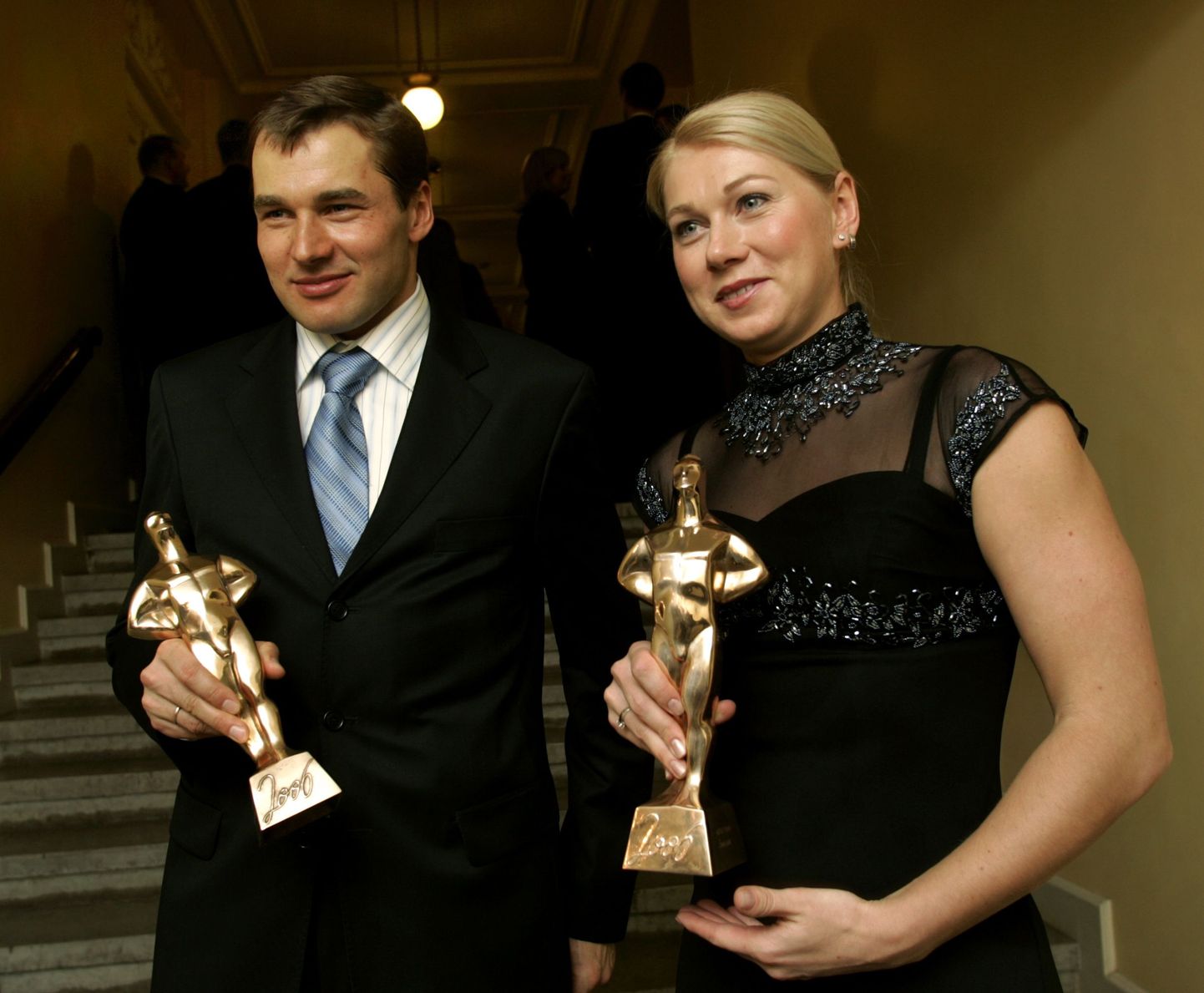 2006. aasta Eesti parimateks sportlasteks valitud Andrus Veerpoalu ja Kristina Šmigun