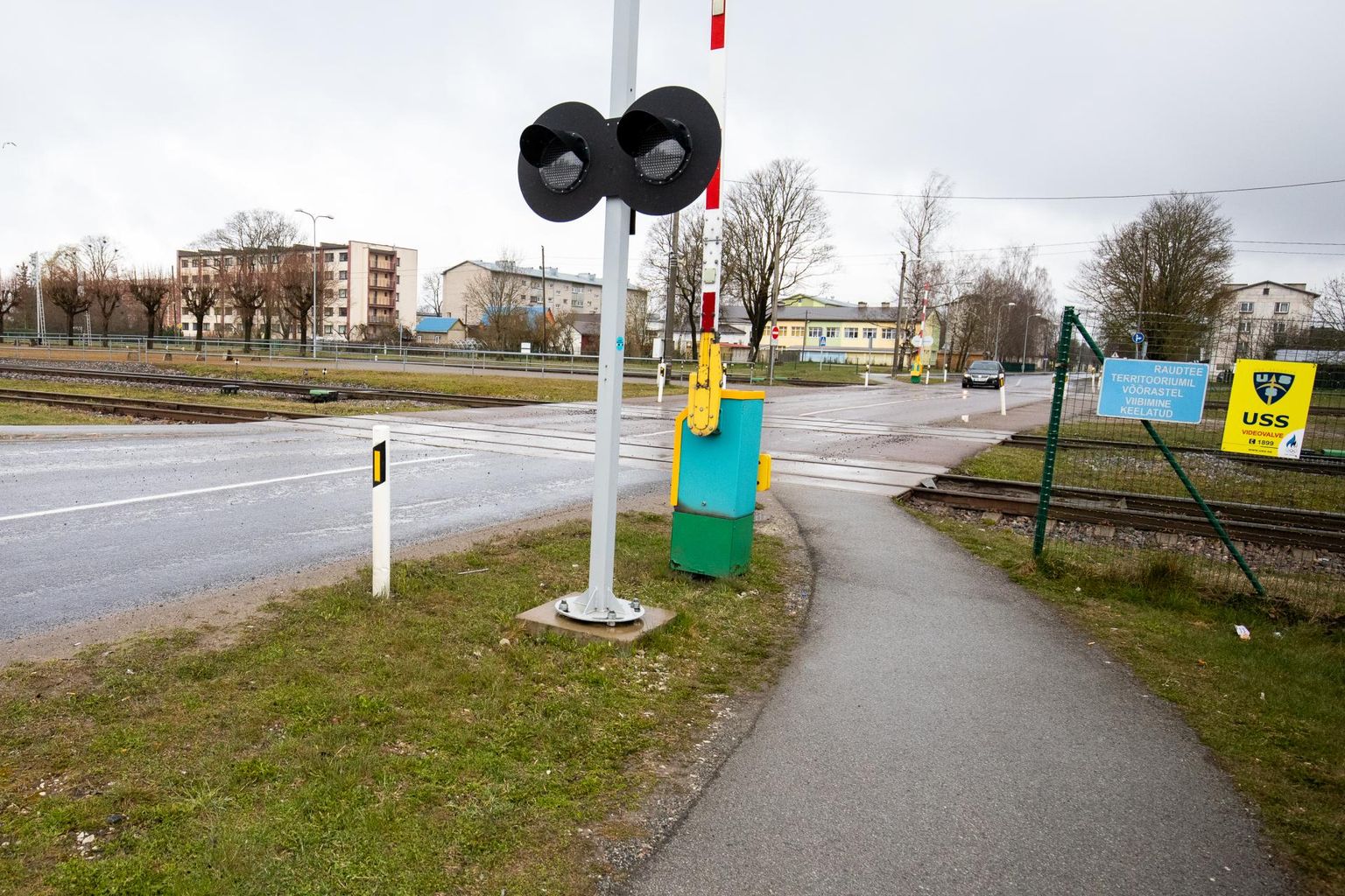 Tapa raudteeülesõit. Juhtunut pealt näinud Sten teist korda sama asja läbi elada ei tahaks.