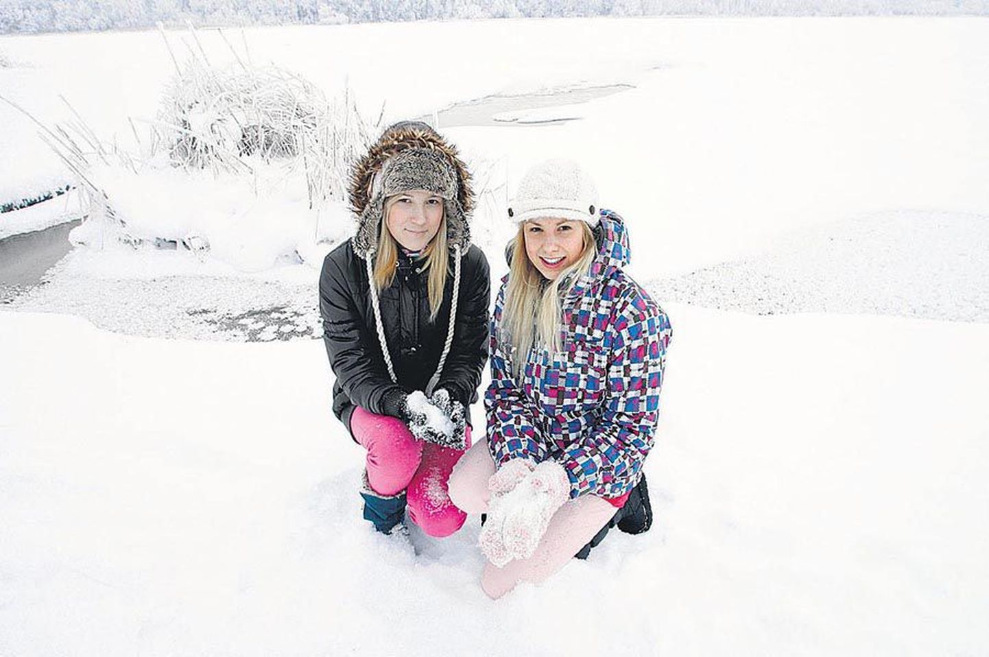 17-aastane Kerttu Kukk ja 16-aastane Laura Rätsep tõid jaanuari alguses Huntaugu rannas veest välja endast poole noorema tüdruku.