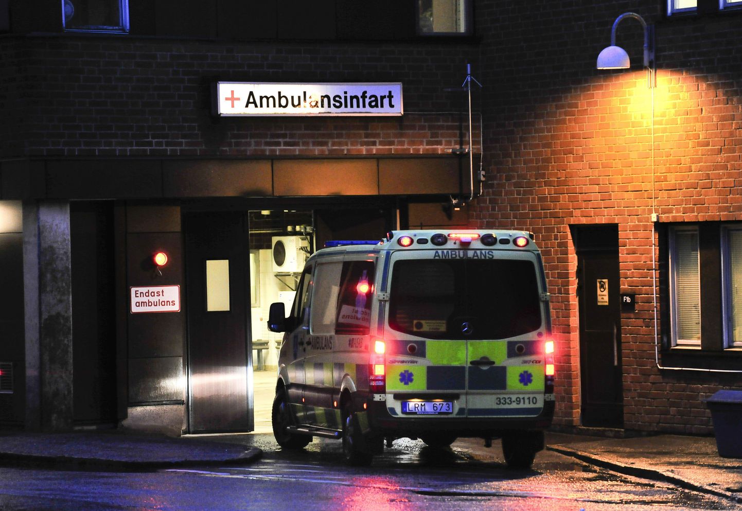 Patsient tulistas Stockholmis parameedikuid