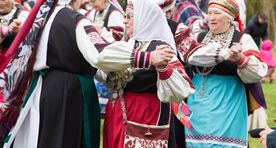 Rahvusraamatukogus toimub esmaspäeval hiite ja hõimurahvaste õhtu ning seto laat