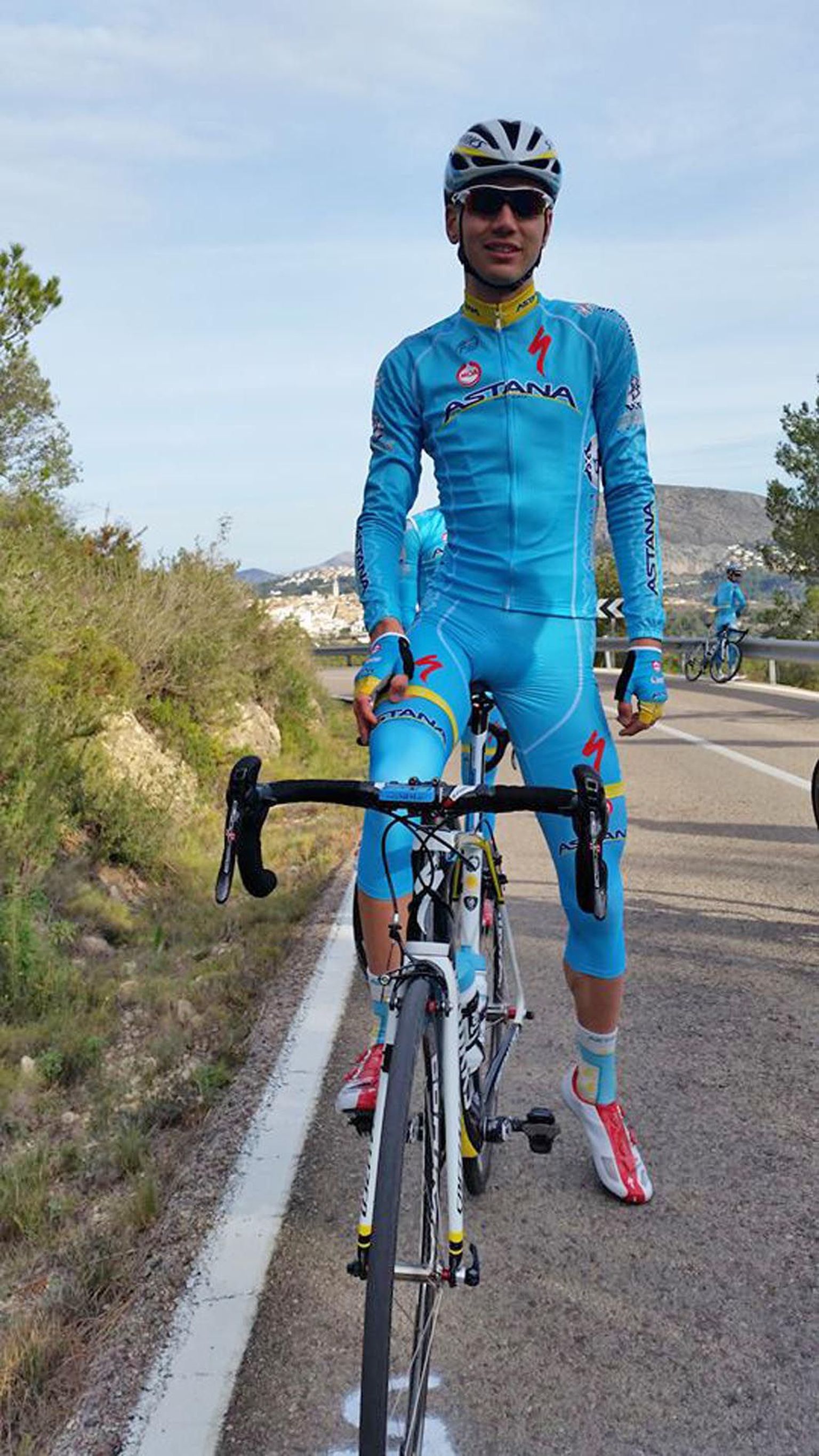 Rein Taaramäe Astana särgis.
