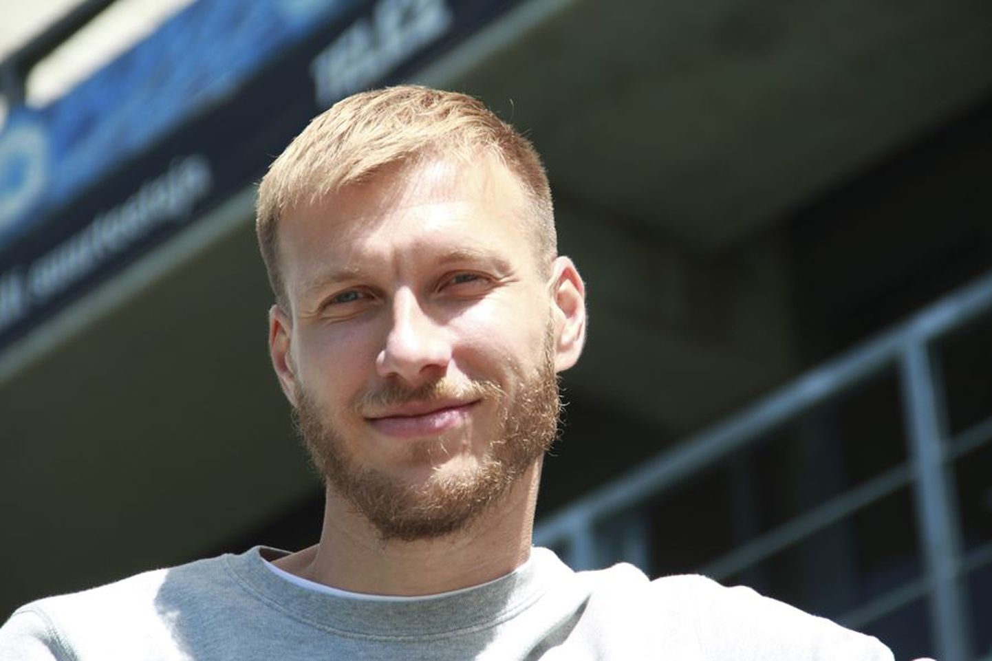 Ragnar Klavan naudib puhkust suvisel Eestimaal, pärast seda ootab teda juuli alguses turnee Hiinas koos oma meeskonnaga FC Liverpool.
