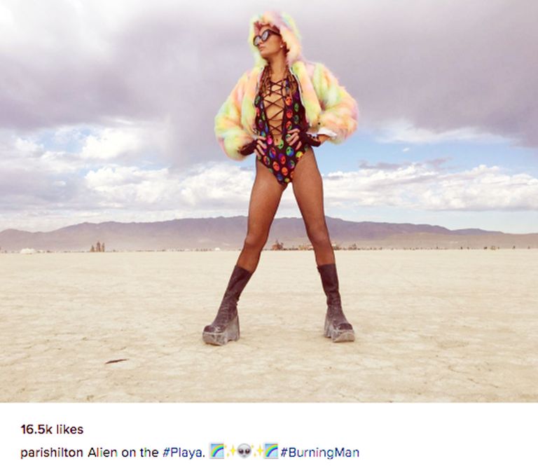 Paris Hilton festivalil Burning Man