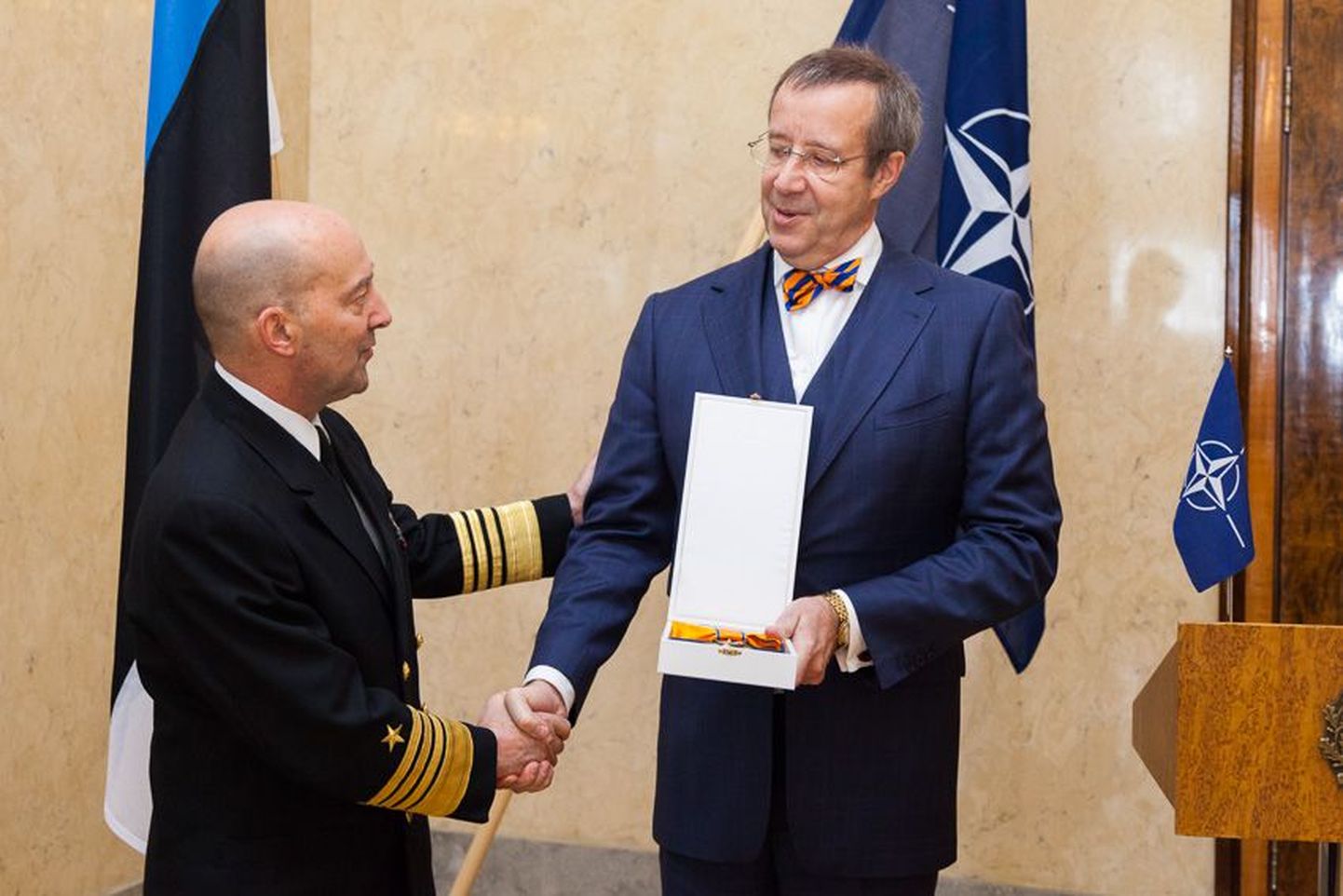 NATO vägede ülemjuhataja Admiral James Stavridis ja president Toomas Hendrik Ilves