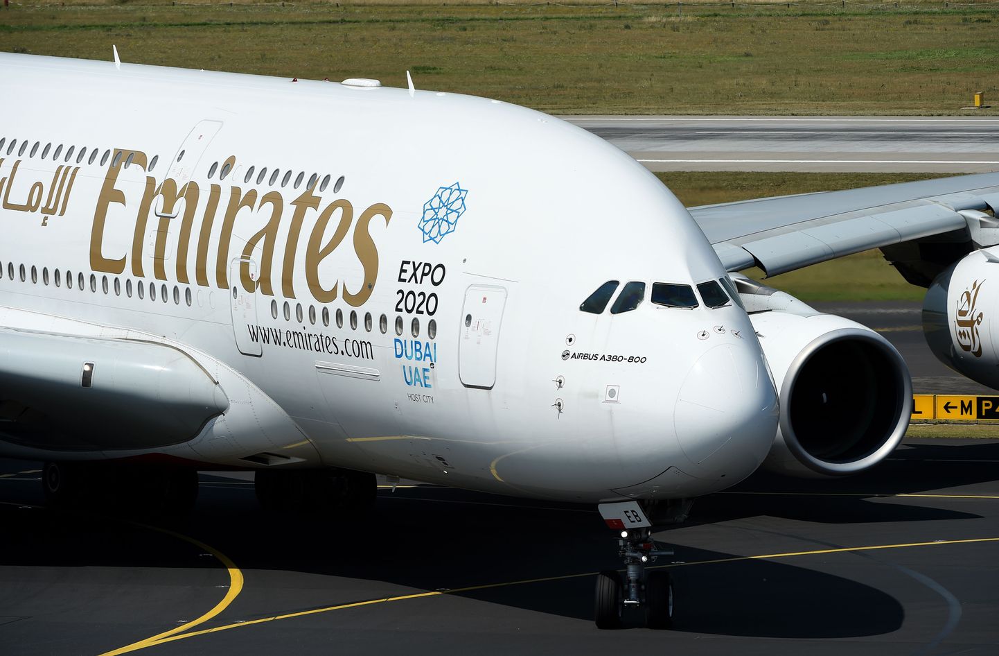 Emirates Airline'i lennuk lennurajal.