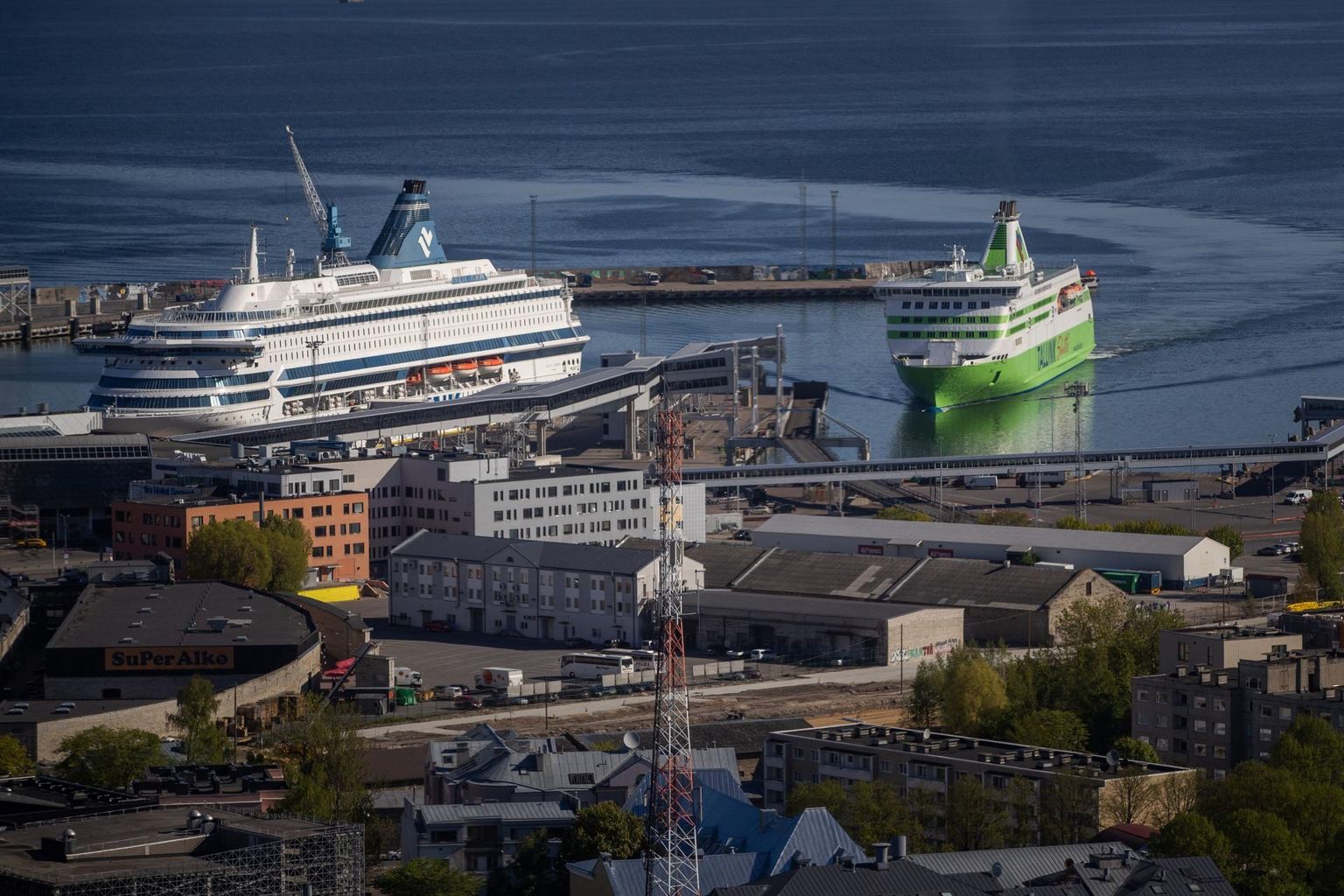 Tallinna Sadamale kuuluv Tallinna Vanasadam.