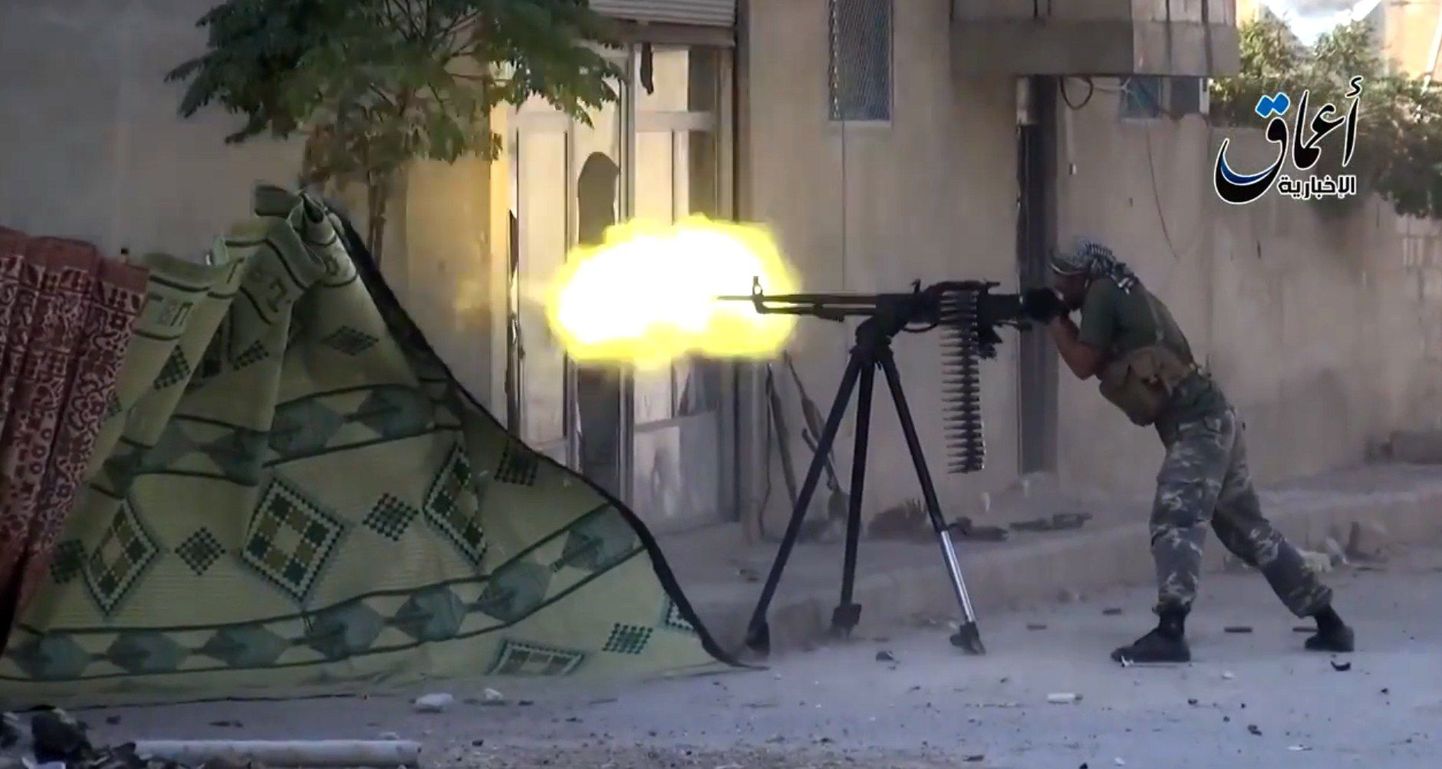 ISi võitleja Kobanes.