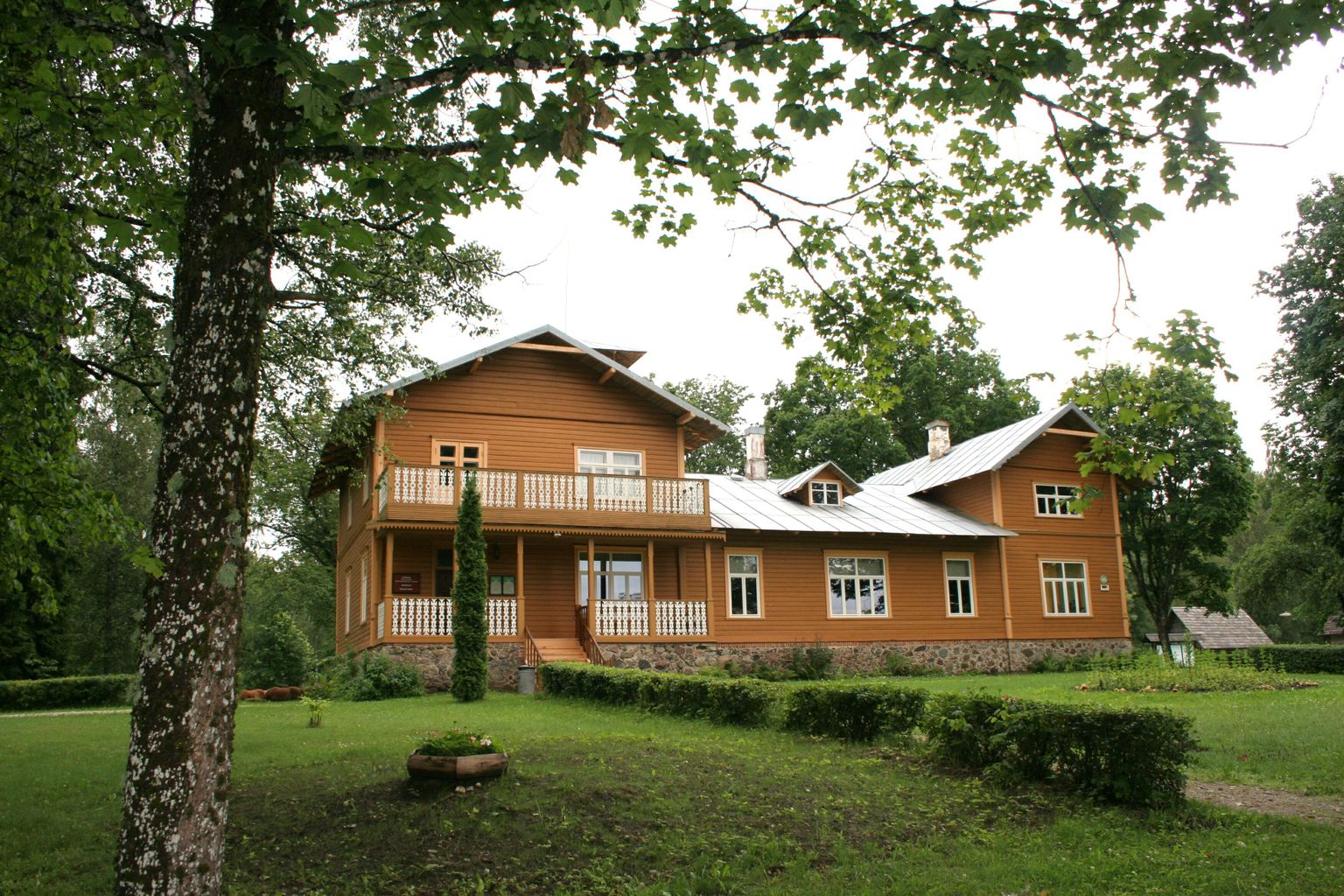 Kurgja talumuuseumi peahoone.