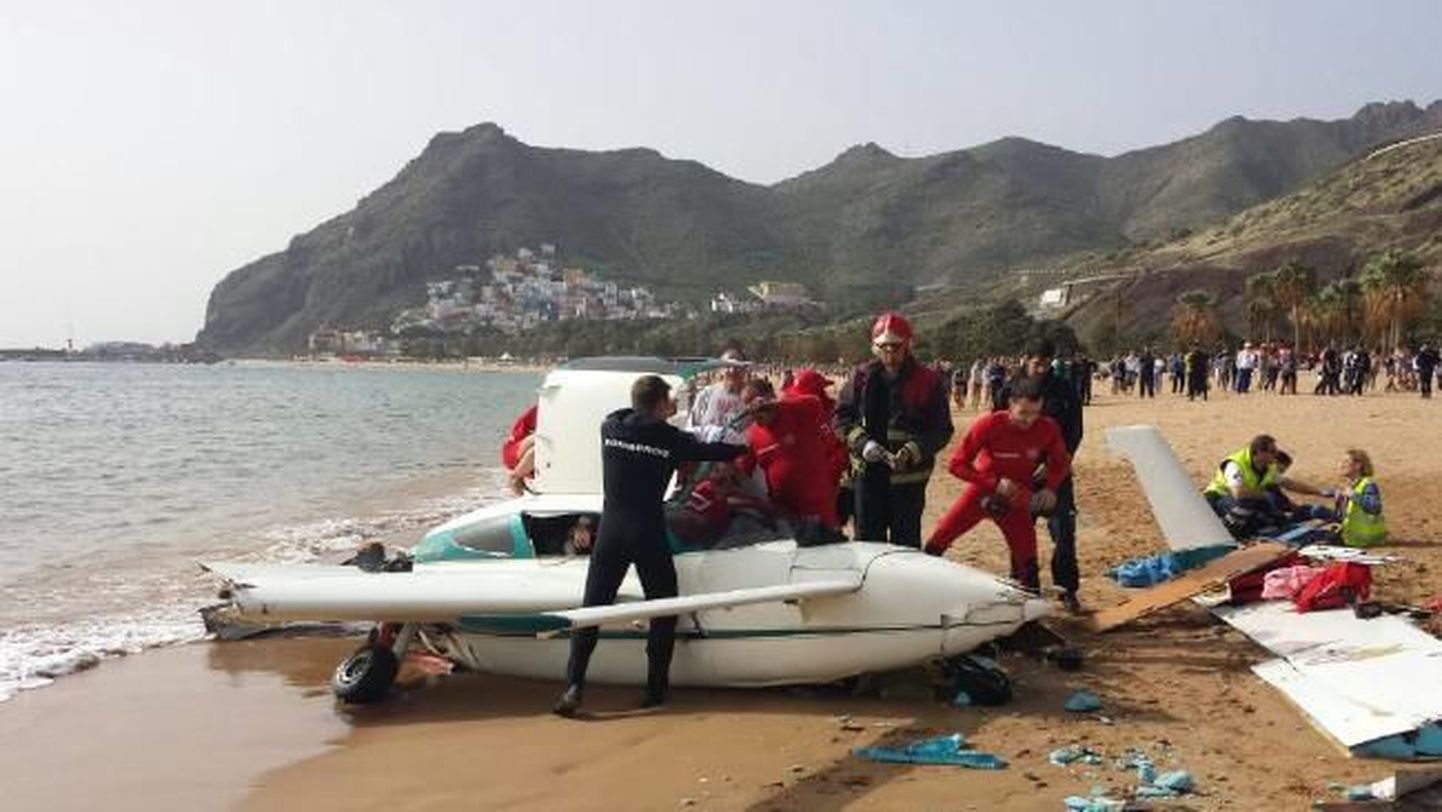 Tenerife rannale kukkunud lennuk