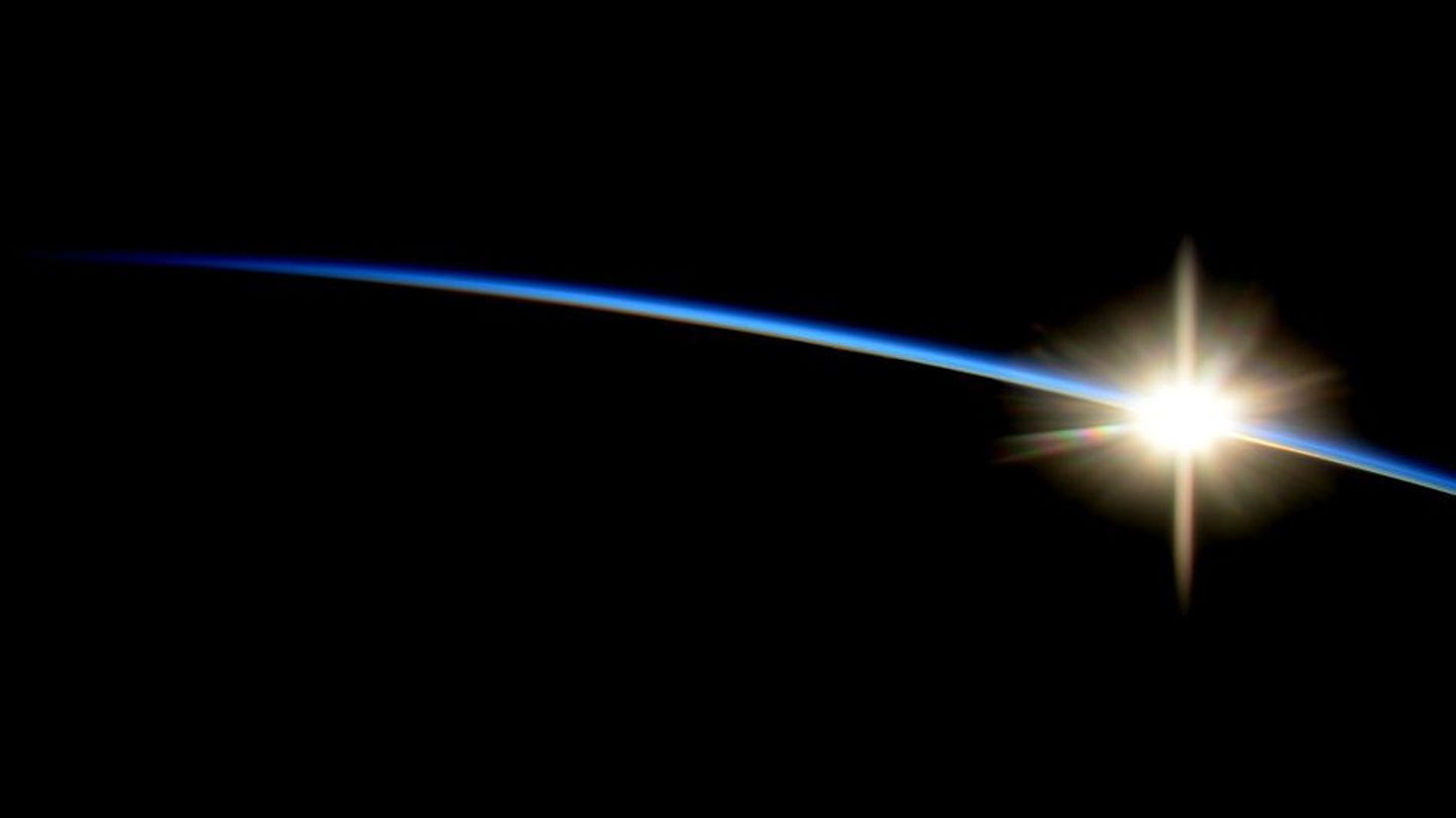 Päikesetõus nähtuna rahvusvahelisest kosmosejaamast
