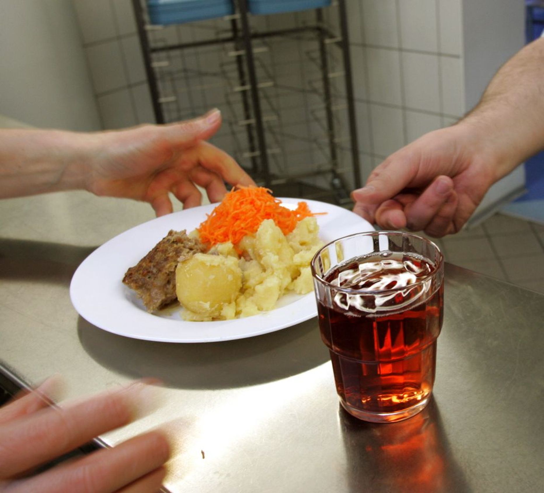 Koolilõuna.